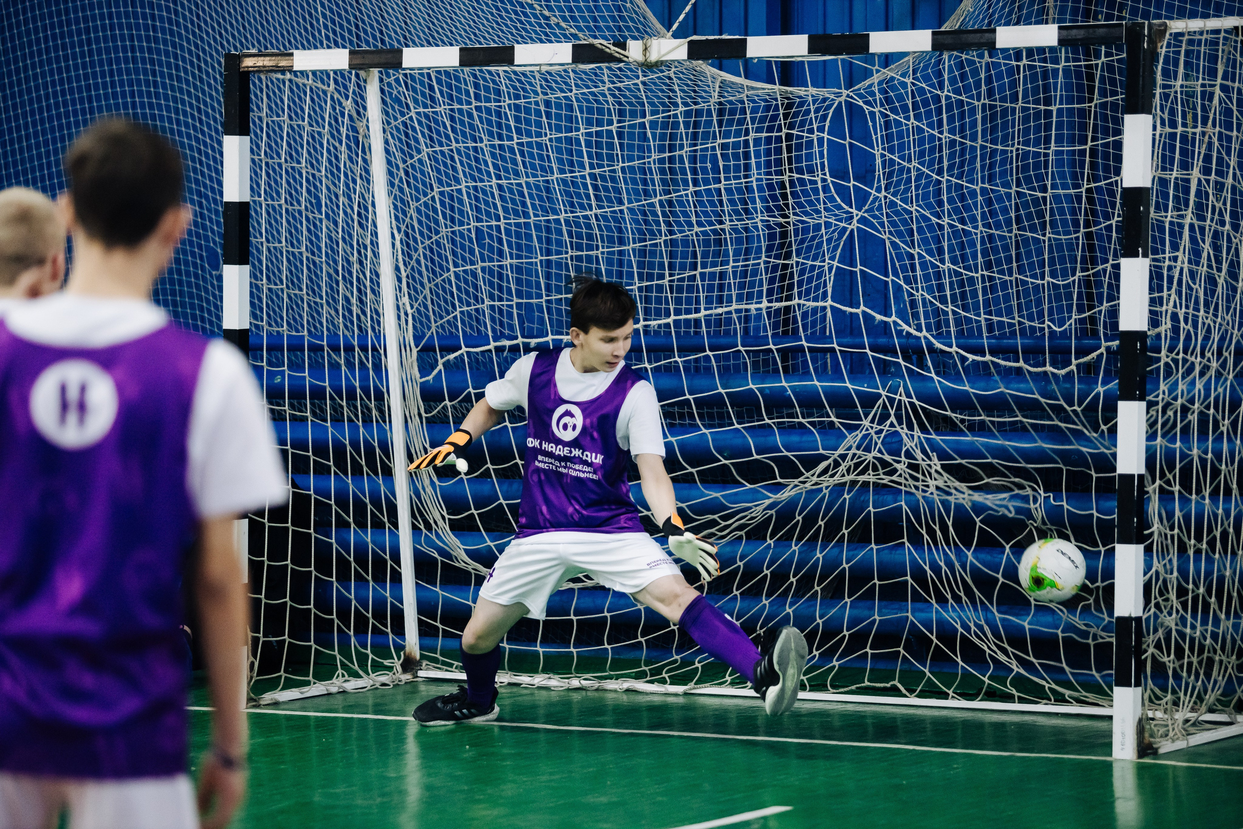 Турнир по футболу среди команд школ-интернатов Магнитогорска «Надеждик CUP» // 08.12.2024. Денис Прохоров Фотограф в г. Магнитогорск