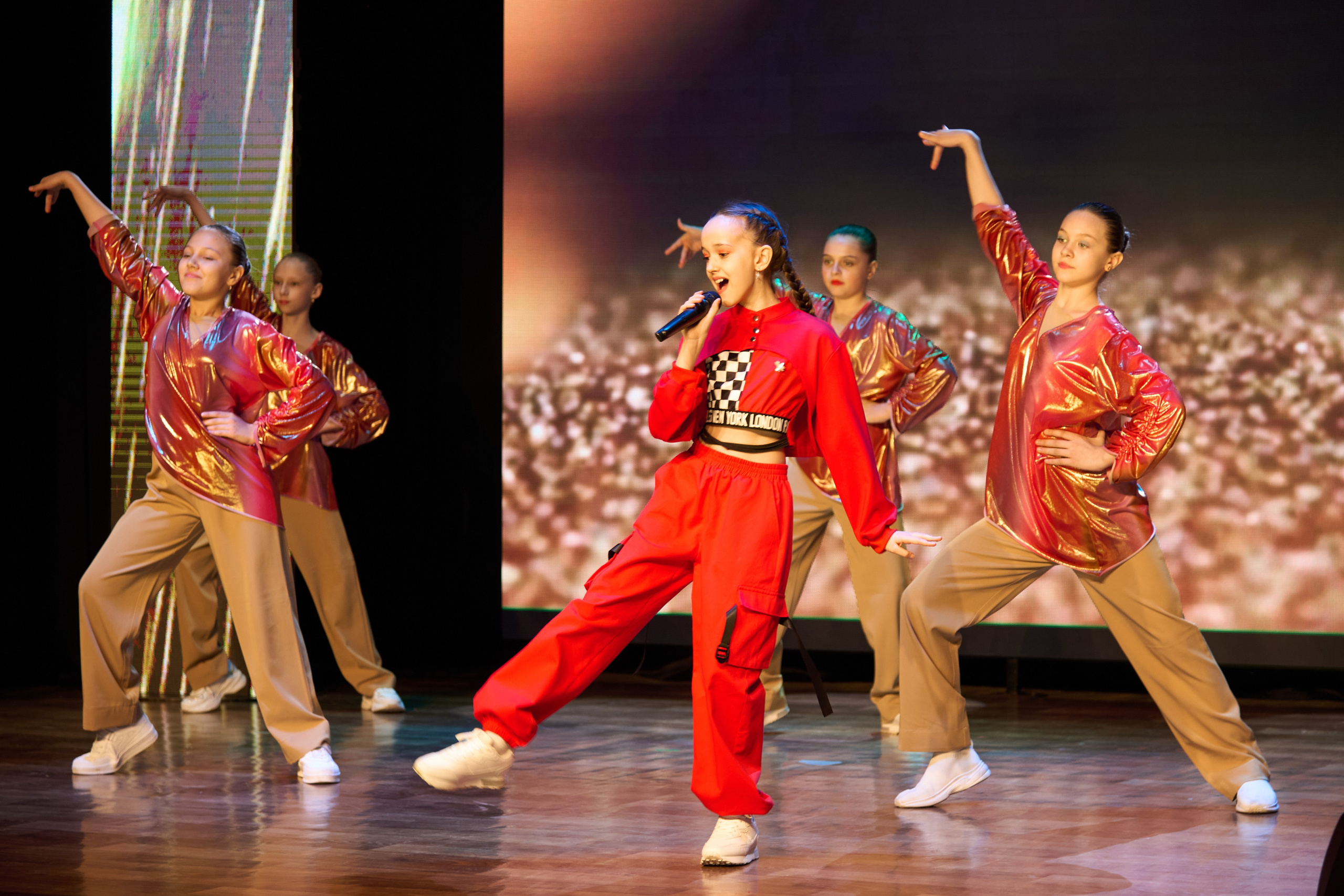 Концерт учащихся ДШИ № 18 «Мы делаем выбор сами». [fXph] Фотограф Масликов Илья. Съёмка мероприятий в Ленинске-Кузнецком