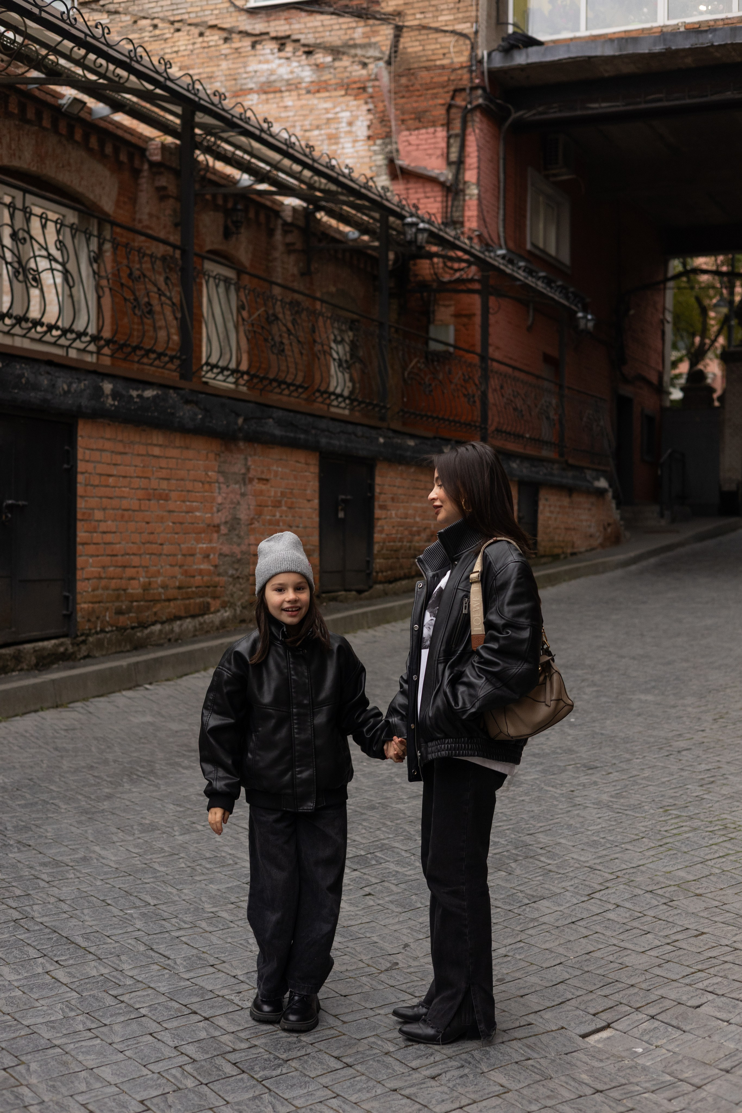 Вера с мамой. Портретный, свадебный, репортажный фотограф во Владивостоке Юлиана Джули Фокс
