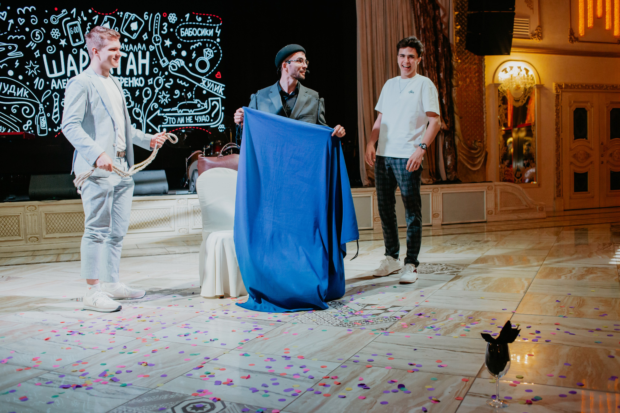 Выпускной. 11 лицей. Фотограф в Челябинске Ополихина Анна