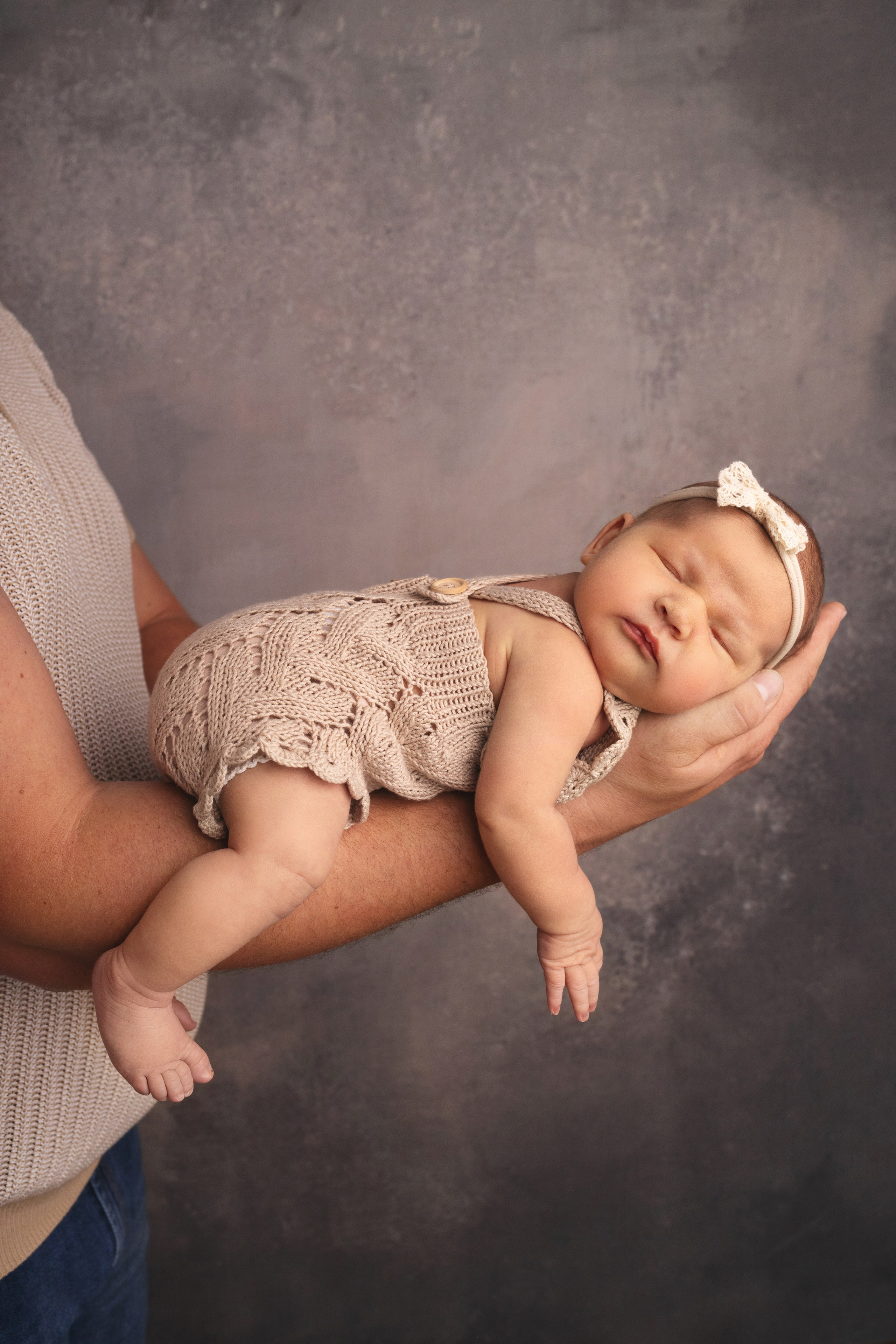 Newborn съемка в стиле Лайф. Фотограф новорожденных малышей в Омске и Омской области Эльвира Камаева