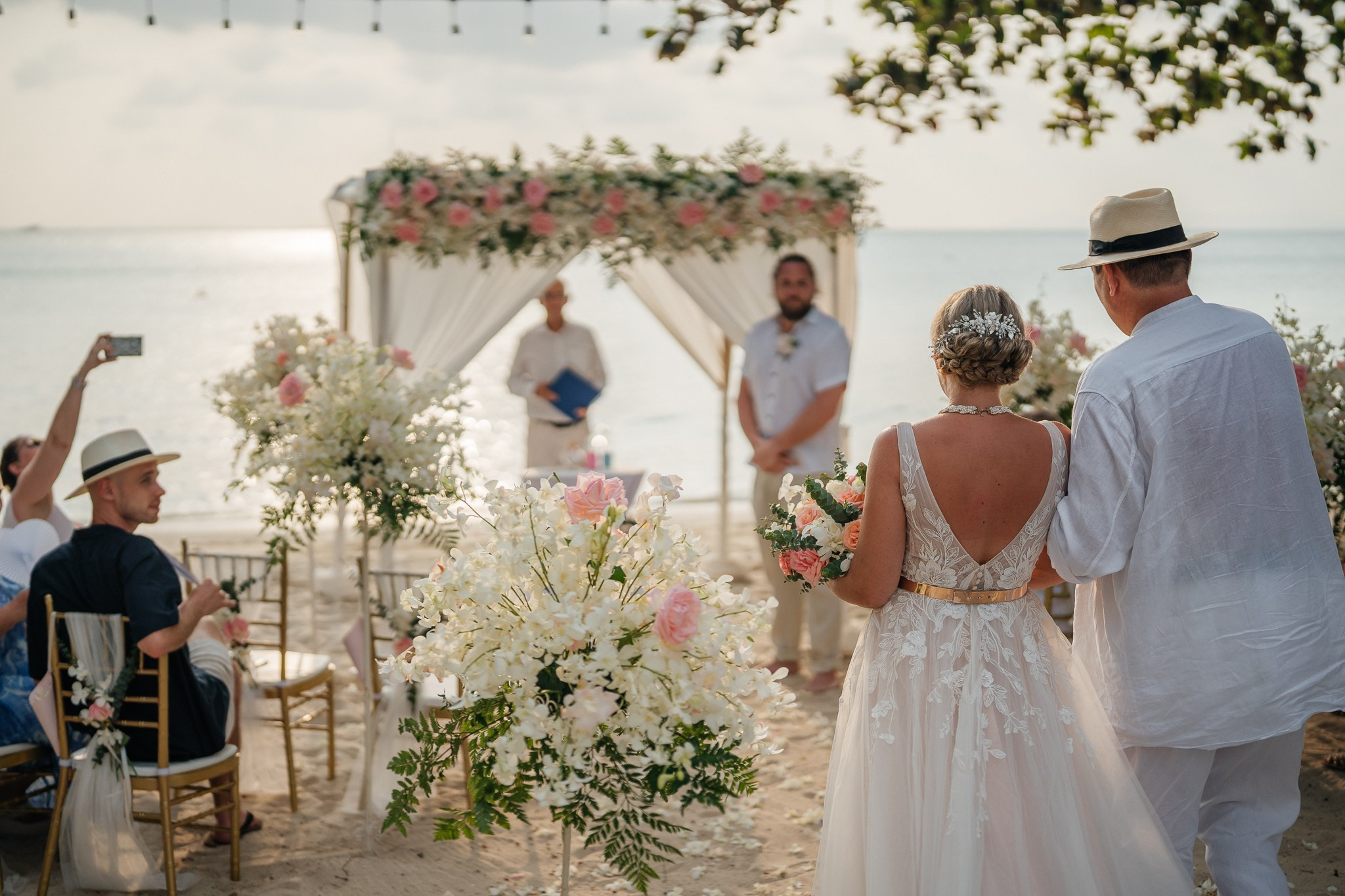 Mariage sur la plage. Mariage à Koh Samui, en Thaïlande. Whatsapp: +66 94 3 650 301