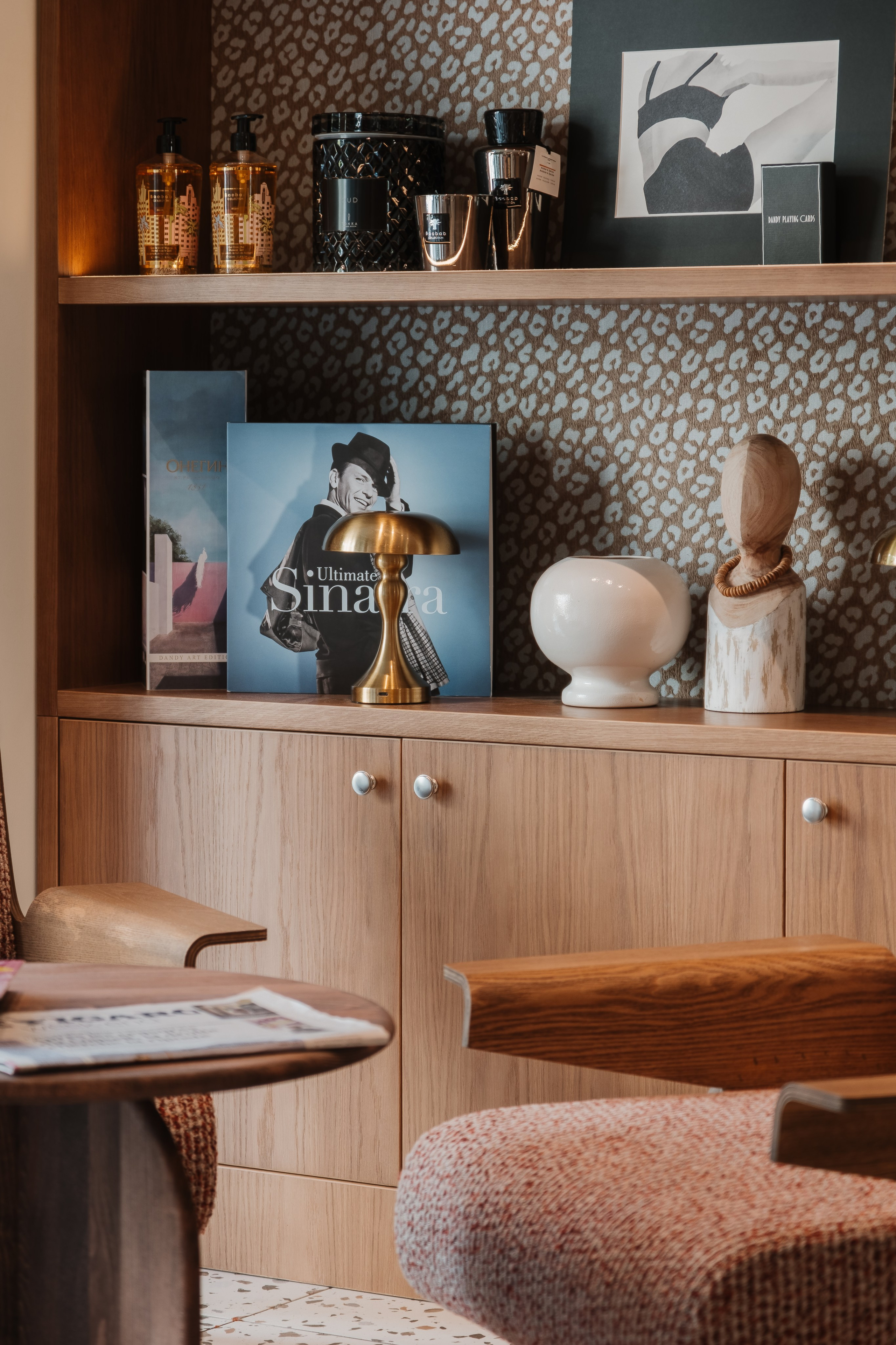 Kimi Bistro. Ekaterina Symidi. Interior Photographer