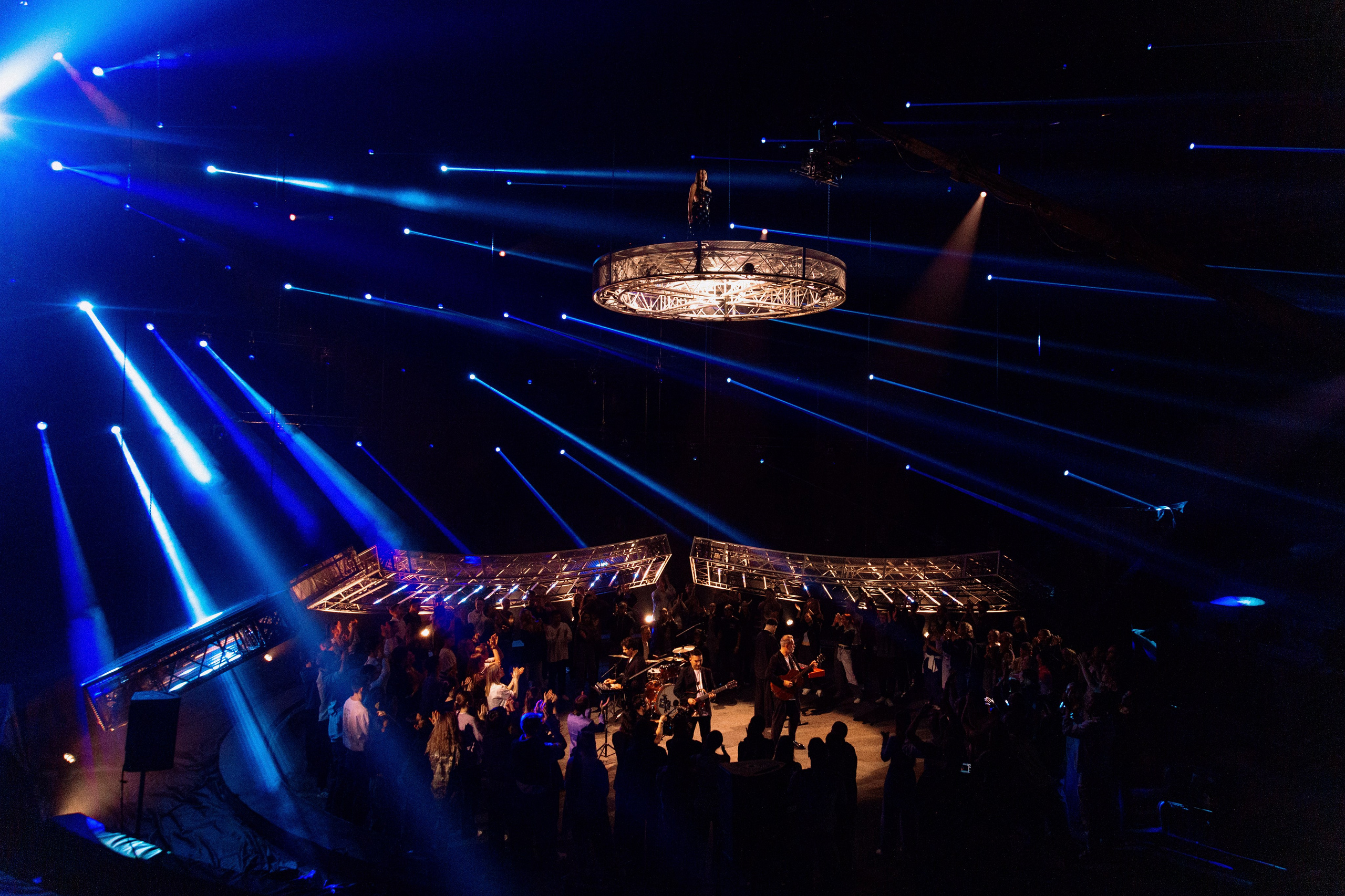 Олег Левин — профессиональный концертный и бэкстейдж фотограф в Москве