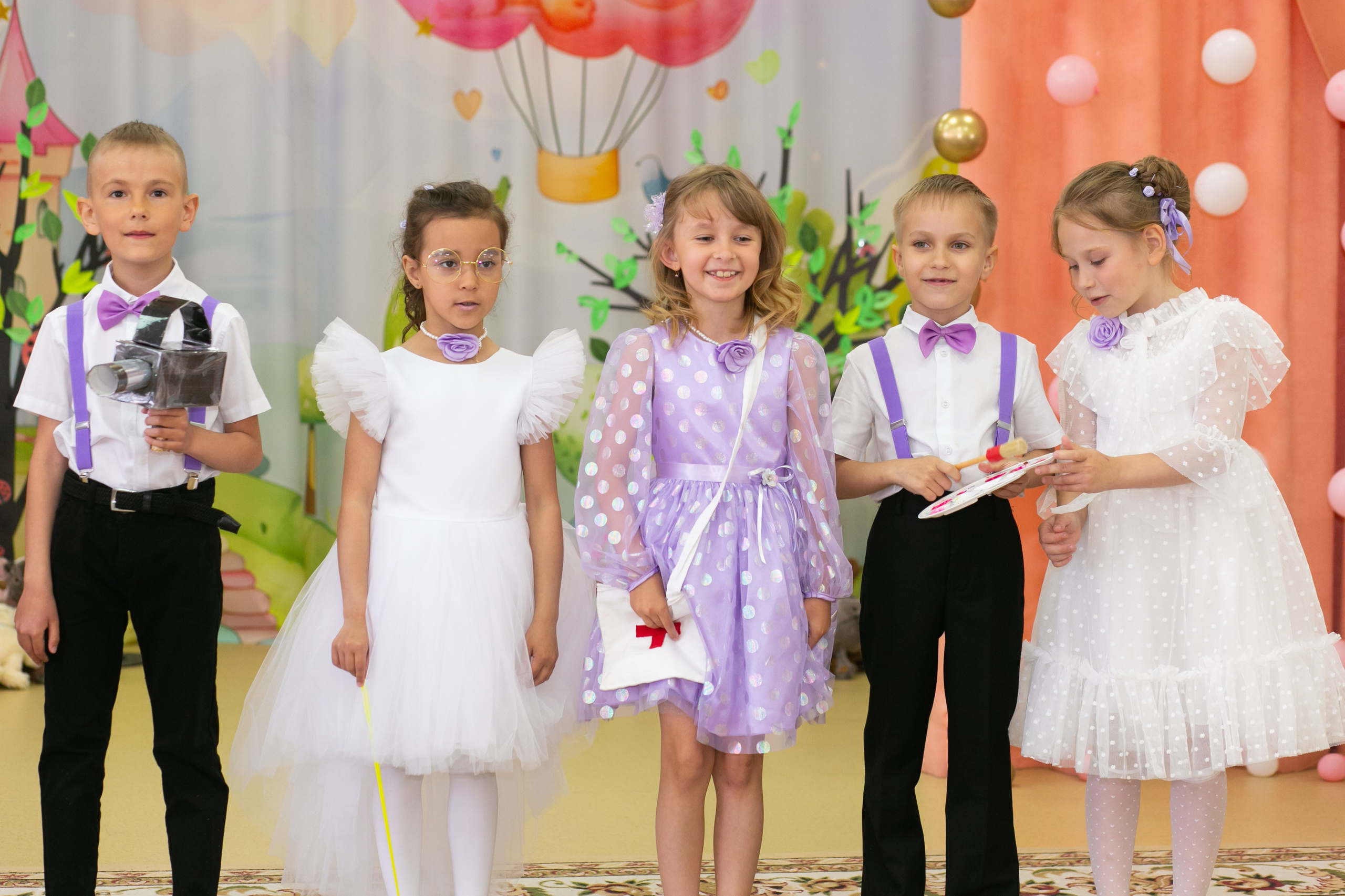 Выпускные и Утренники. Фотограф новорожденных и семейный фотограф НСО г. Бердск Марина Львова