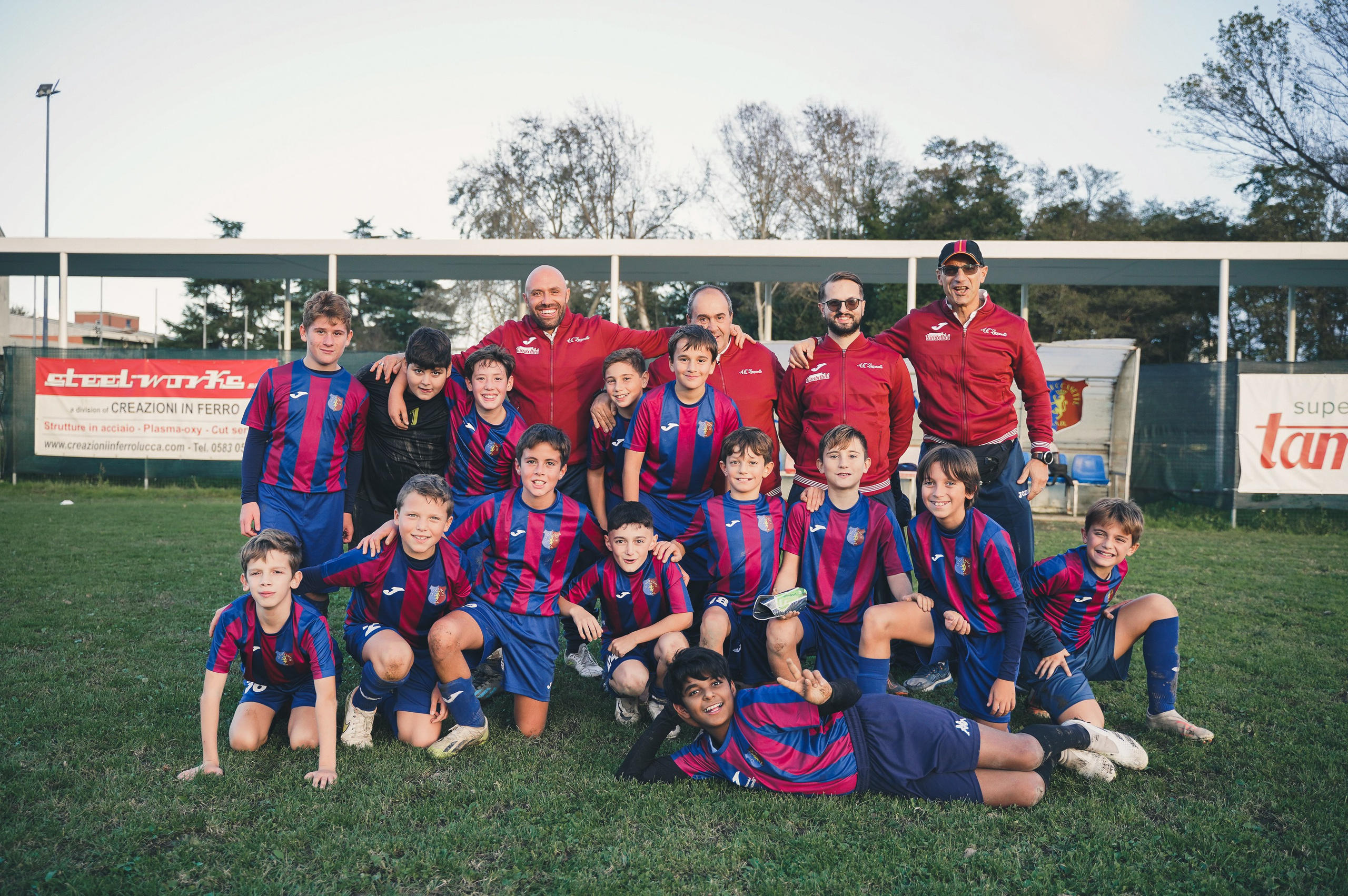 Corporate Event Photography: Capturing Success in Every Frame. Family Lifestyle Photographer in Lucca, Italia