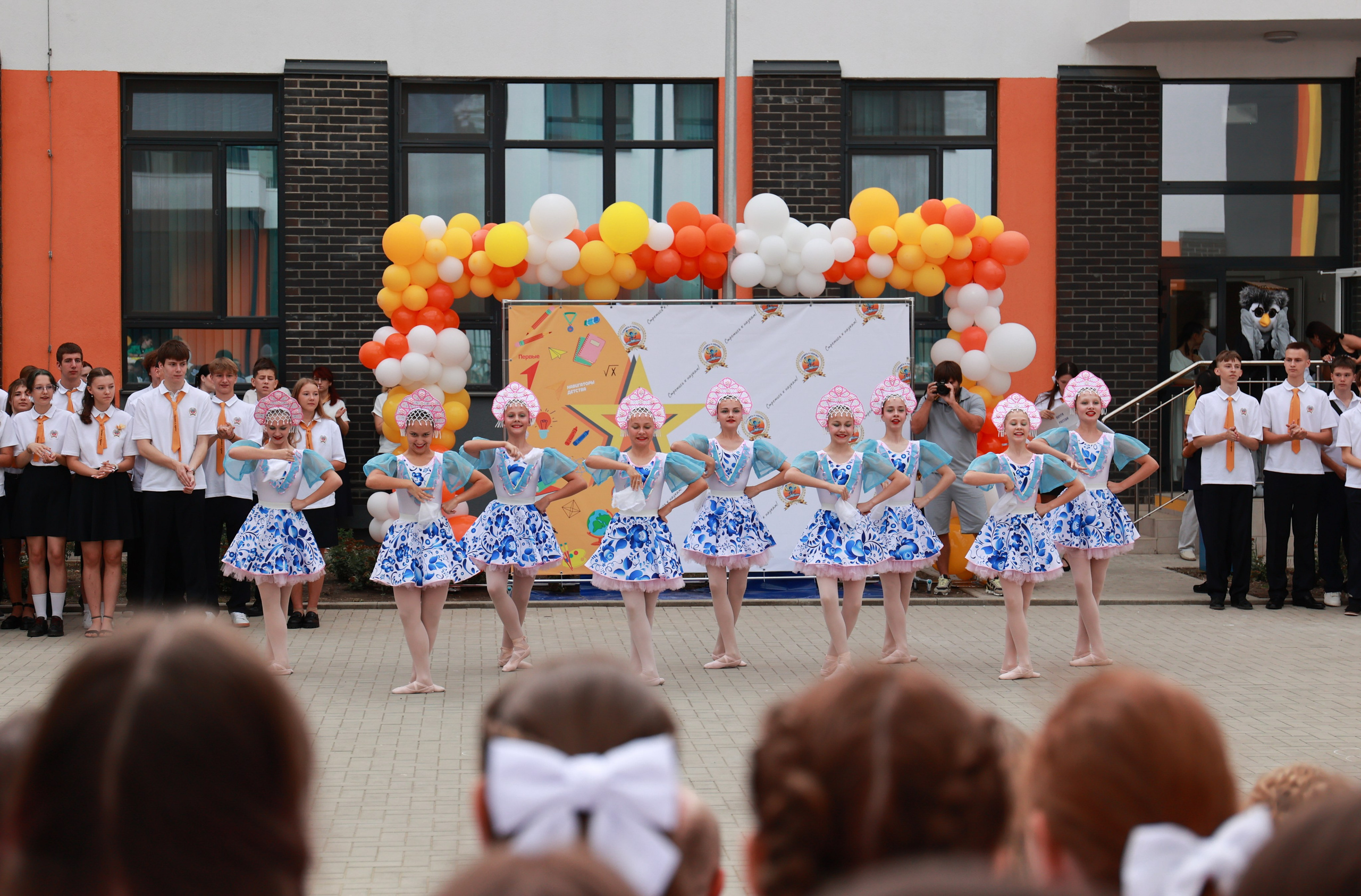 1 сентября (23 гимназия). Детский семейный фотограф Краснодар