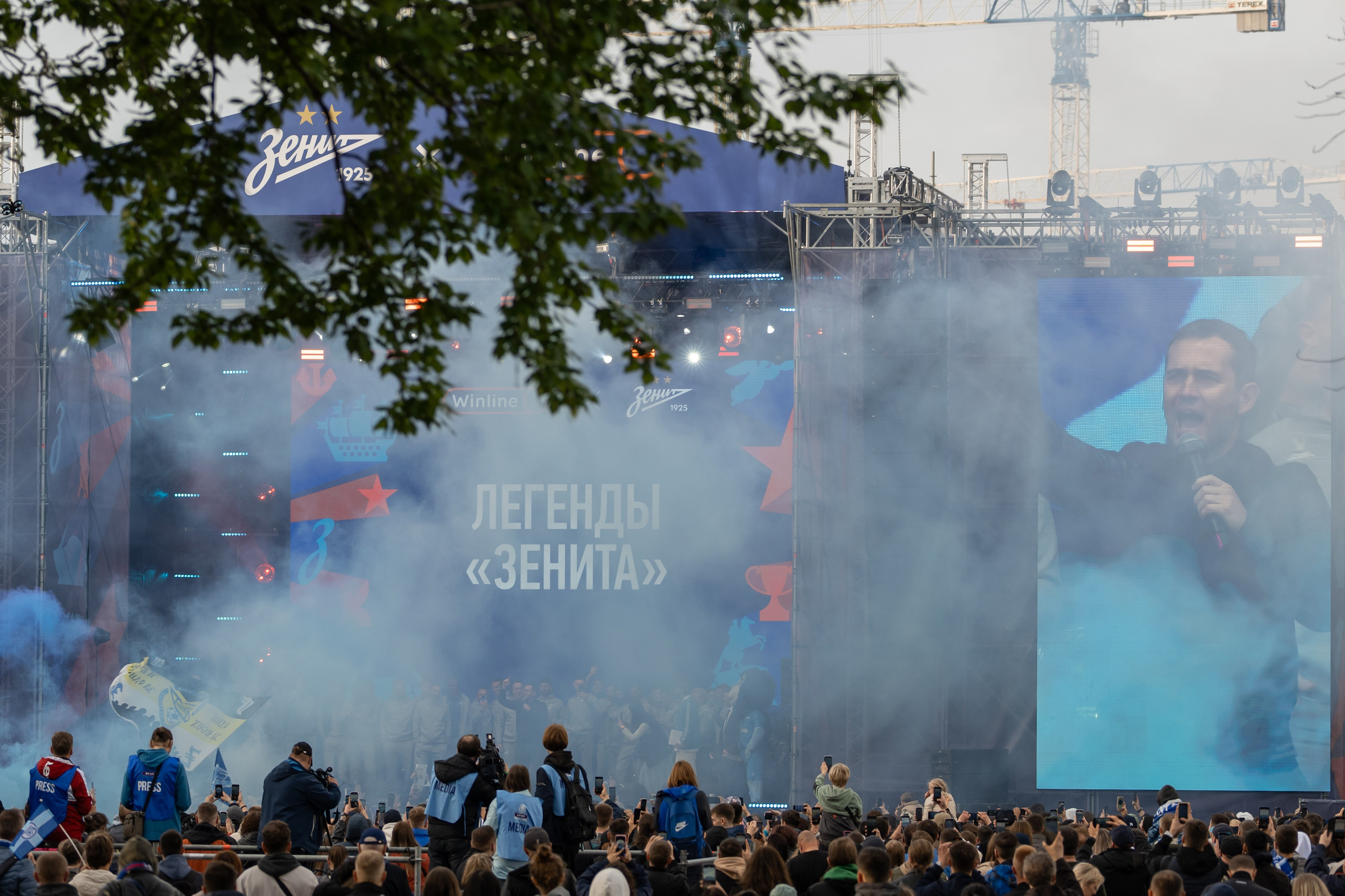Зенит 100 лет. Андрей Сухинин репортажный свадебный фотограф Санкт-Петербург