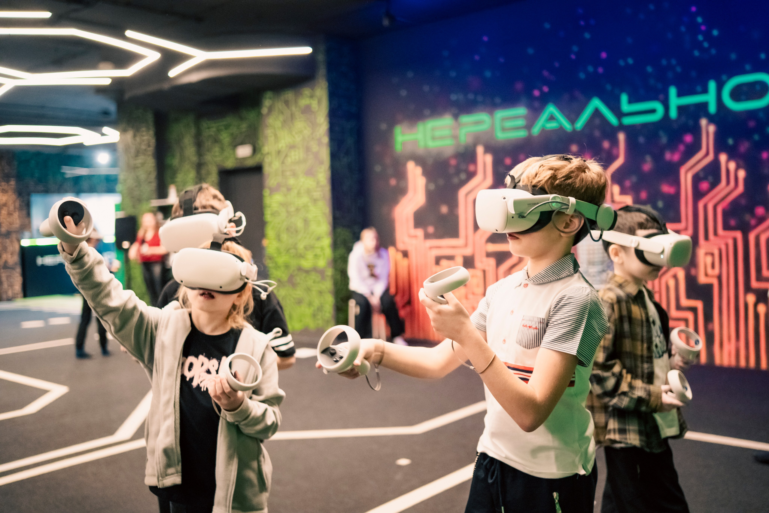 VR April-May. Felixtones