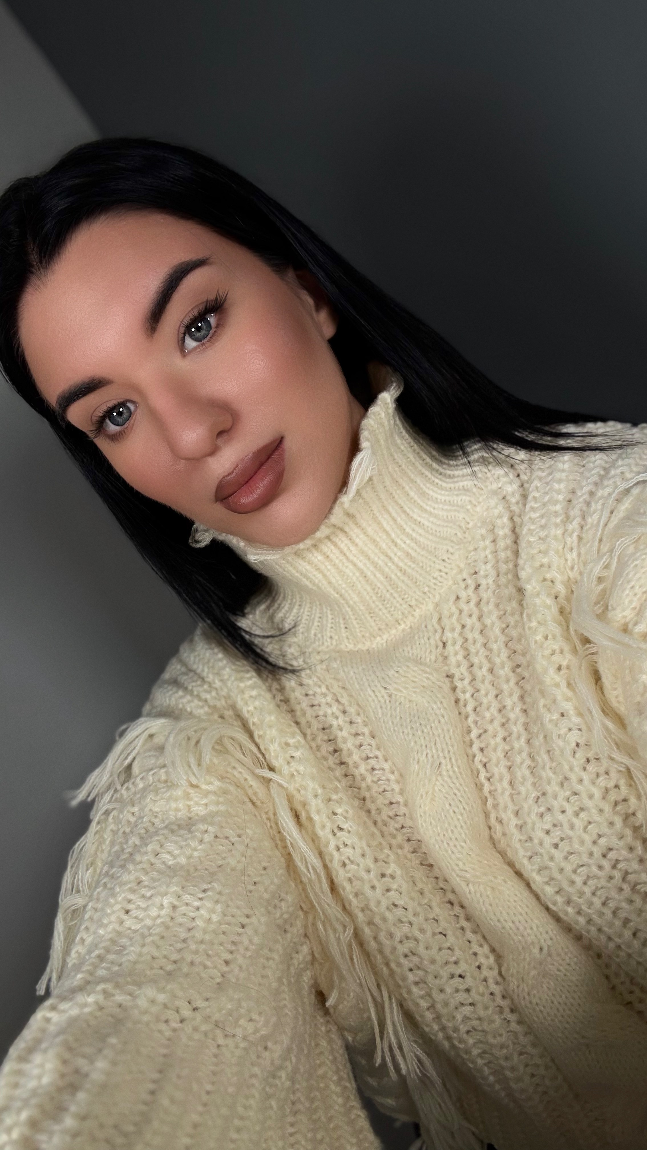 Образы. Студия визажистов, стилистов по прическам, бровистов и мастеров по ресницам