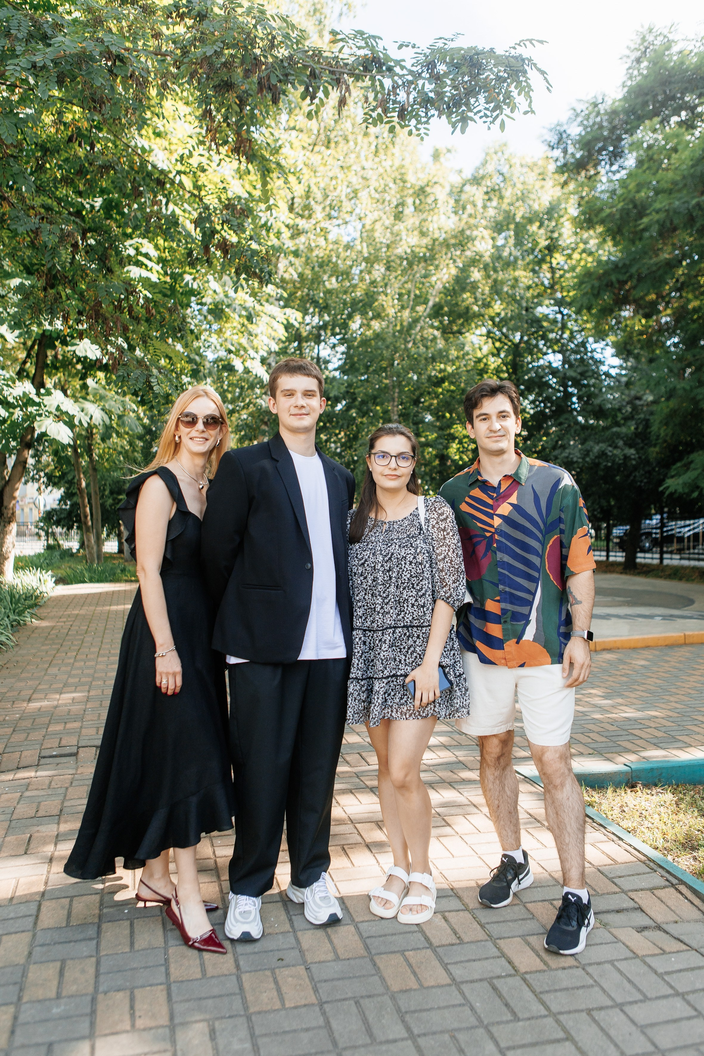 Выпускной Гимназия 12 2024 г. Свадебный и портретный Фотограф в Липецке Дмитрий Котюков