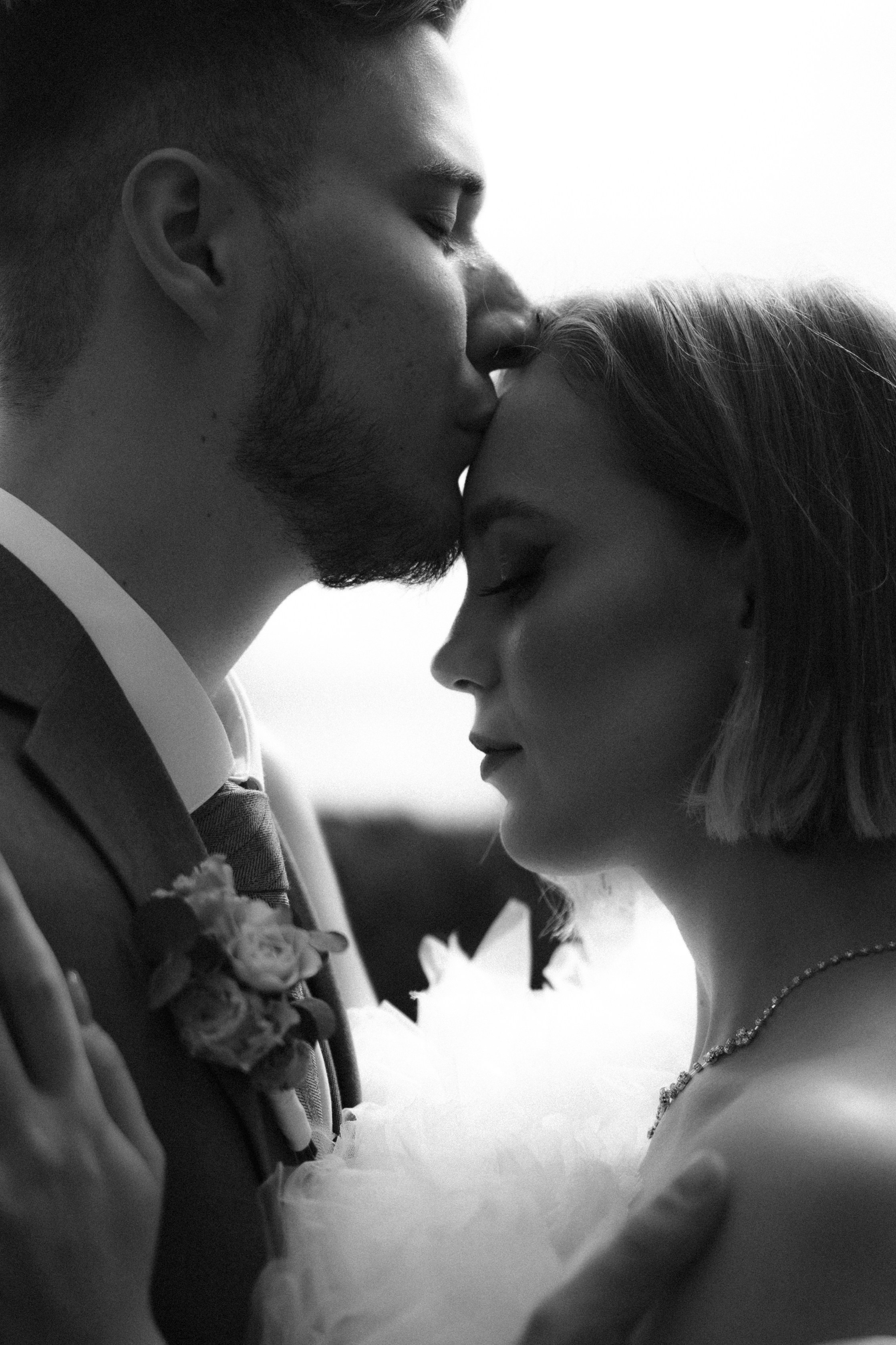 Свадебный фотограф в Новосибирске. Свадебный и портретный фотограф в Новосибирске Любовь Исакова