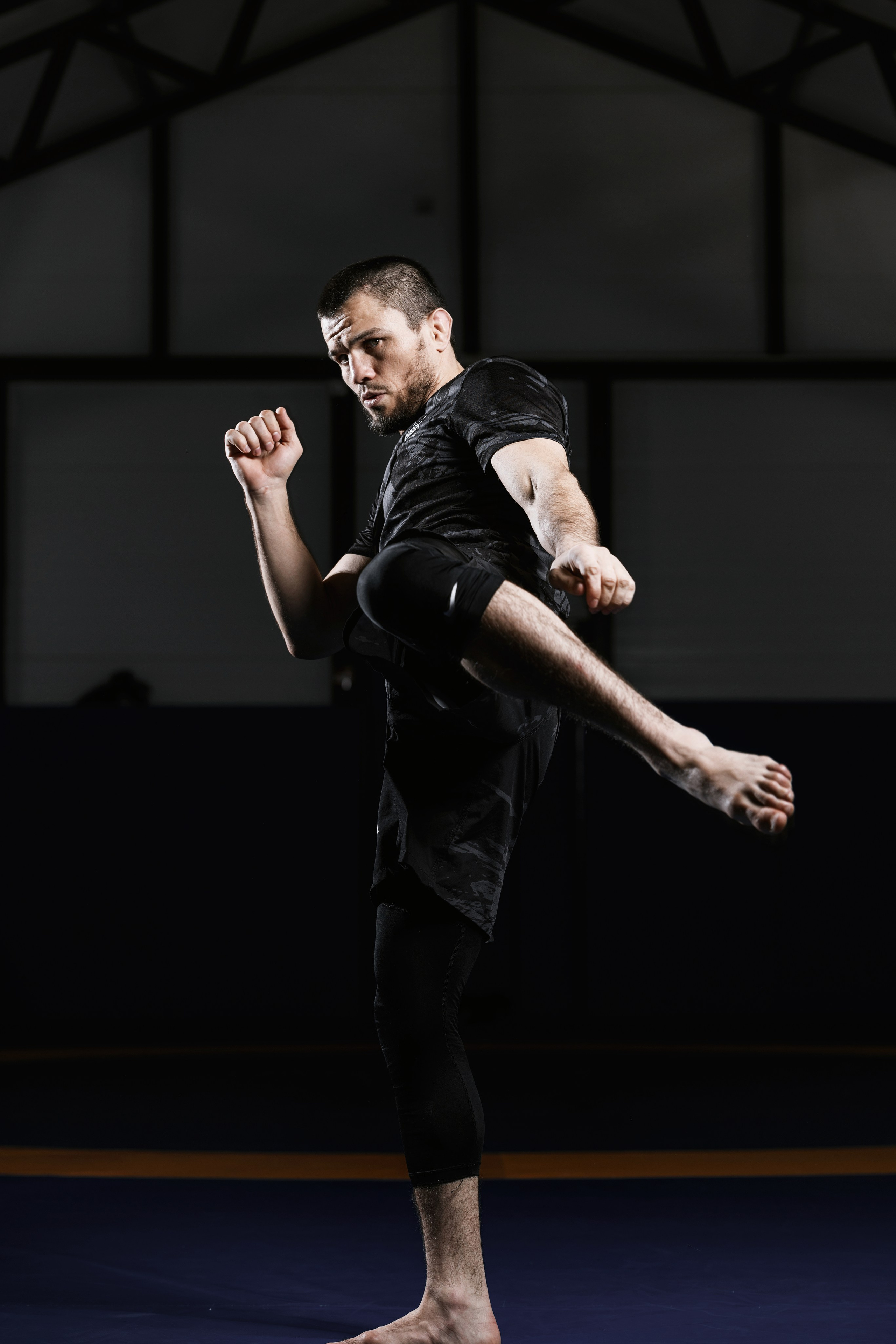 MMA. Студийный и свадебный фотограф в Грозном Махашев Харон