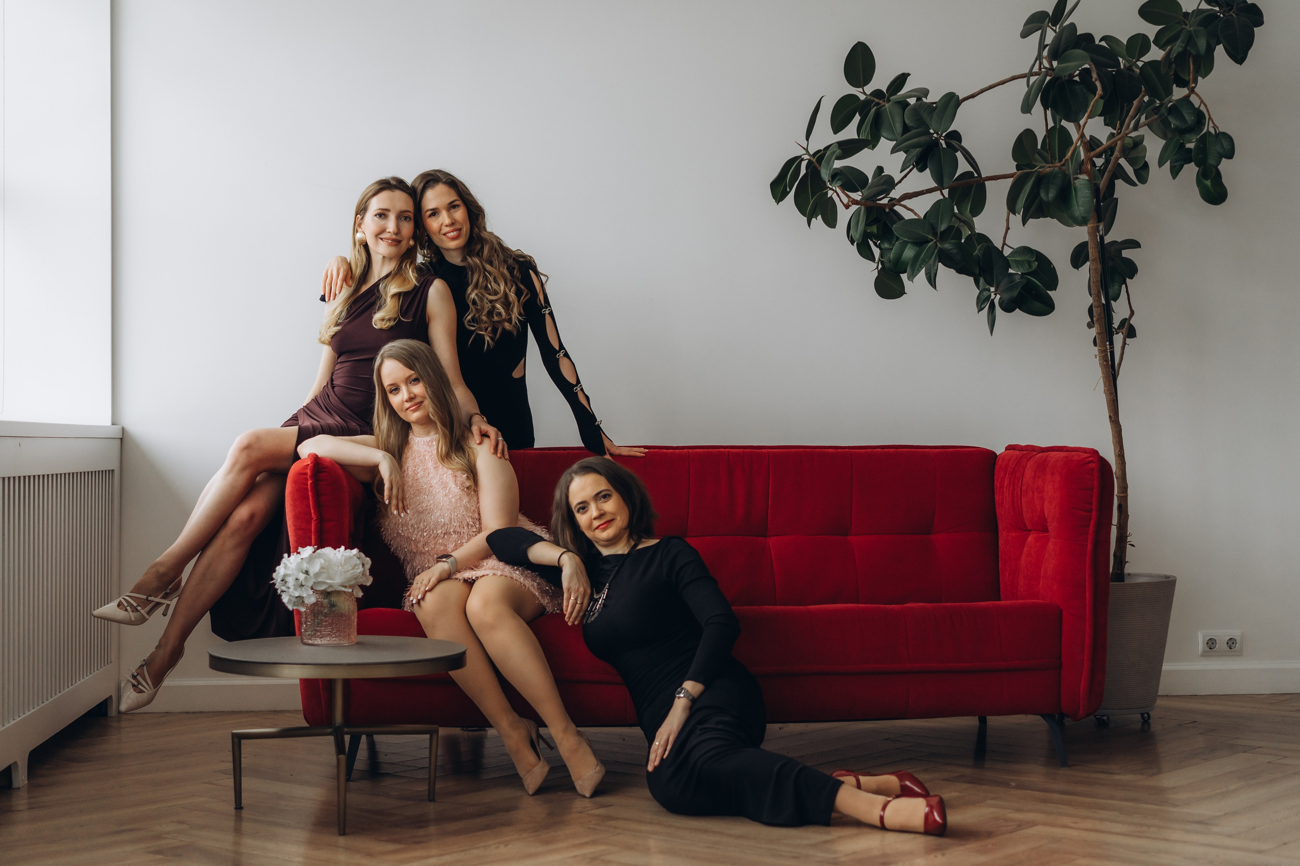 Портретная групповая съемка 2 часа/2 зала. Фотограф Екатеринбург Кокшарова Александра