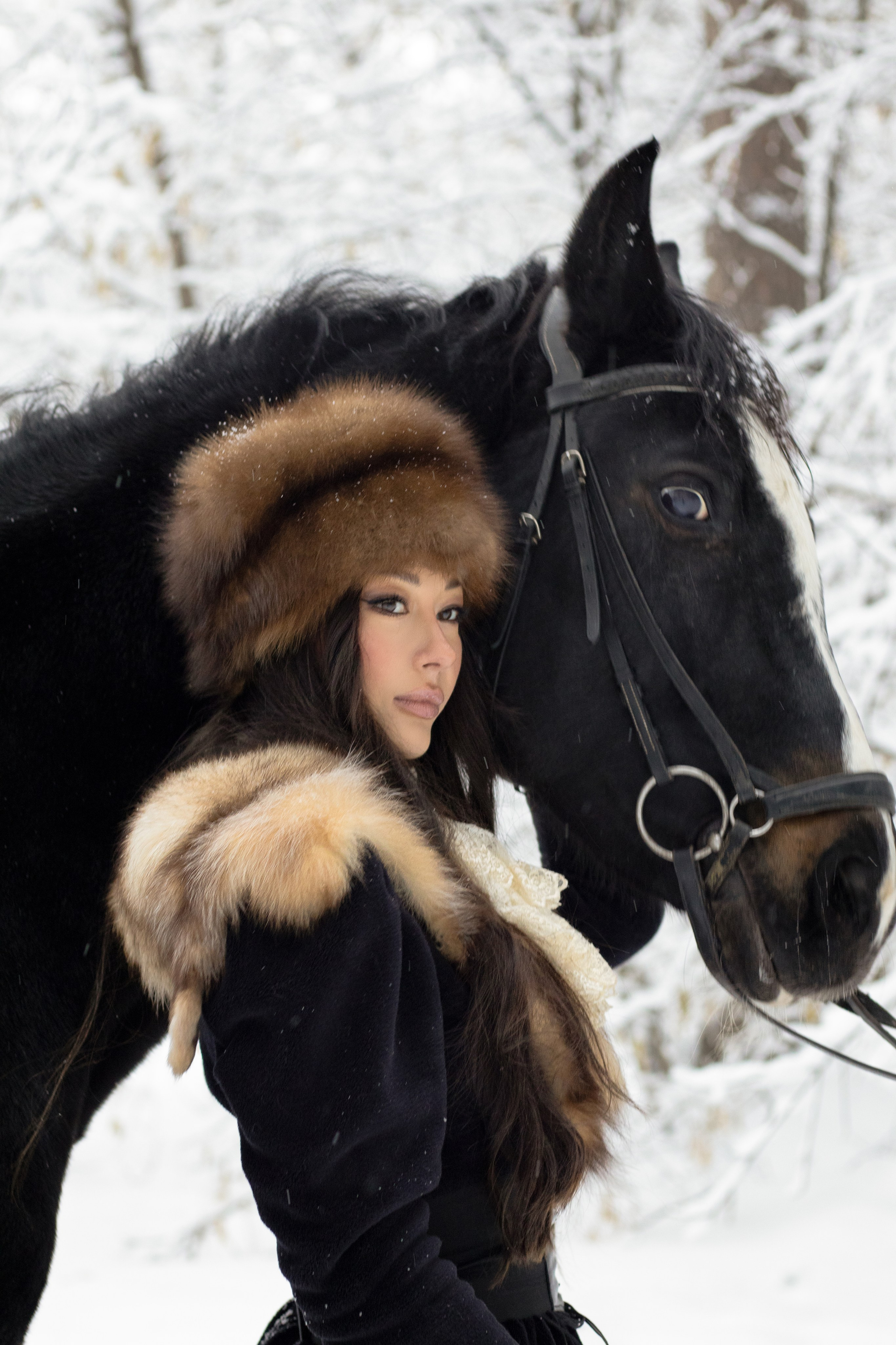 Новогодняя фотосессия с лошадью в Новосибирске