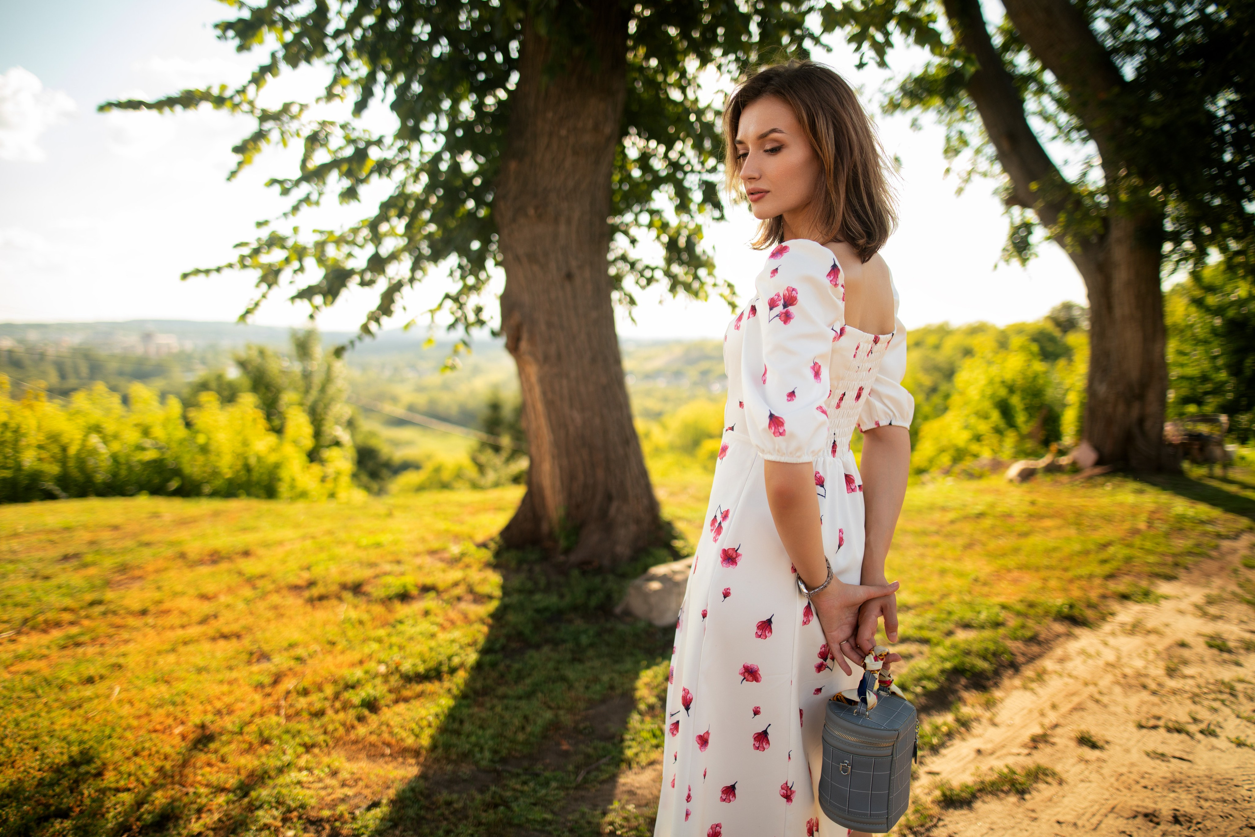 Уличная съемка с Настей в Старом Осколе в формате «для себя». Дмитрий Шульгин, портретный фотограф в Воронеже