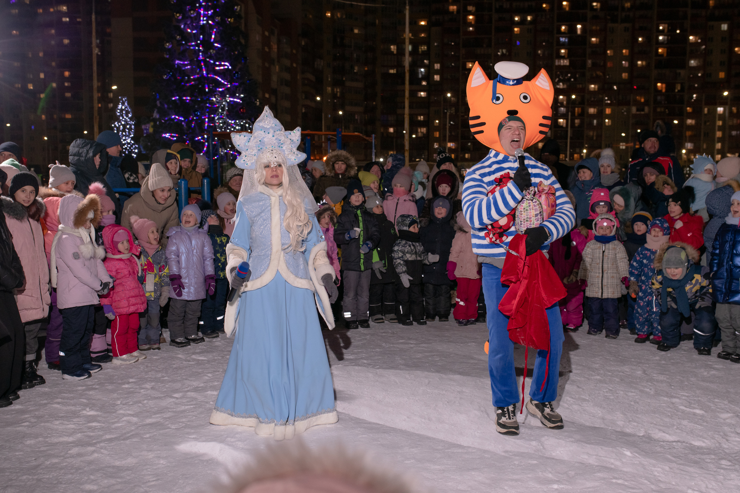 Новогодняя ёлка 2022. Свадебный фотограф Екатеринбург/Челябинск — Любовь Волохова