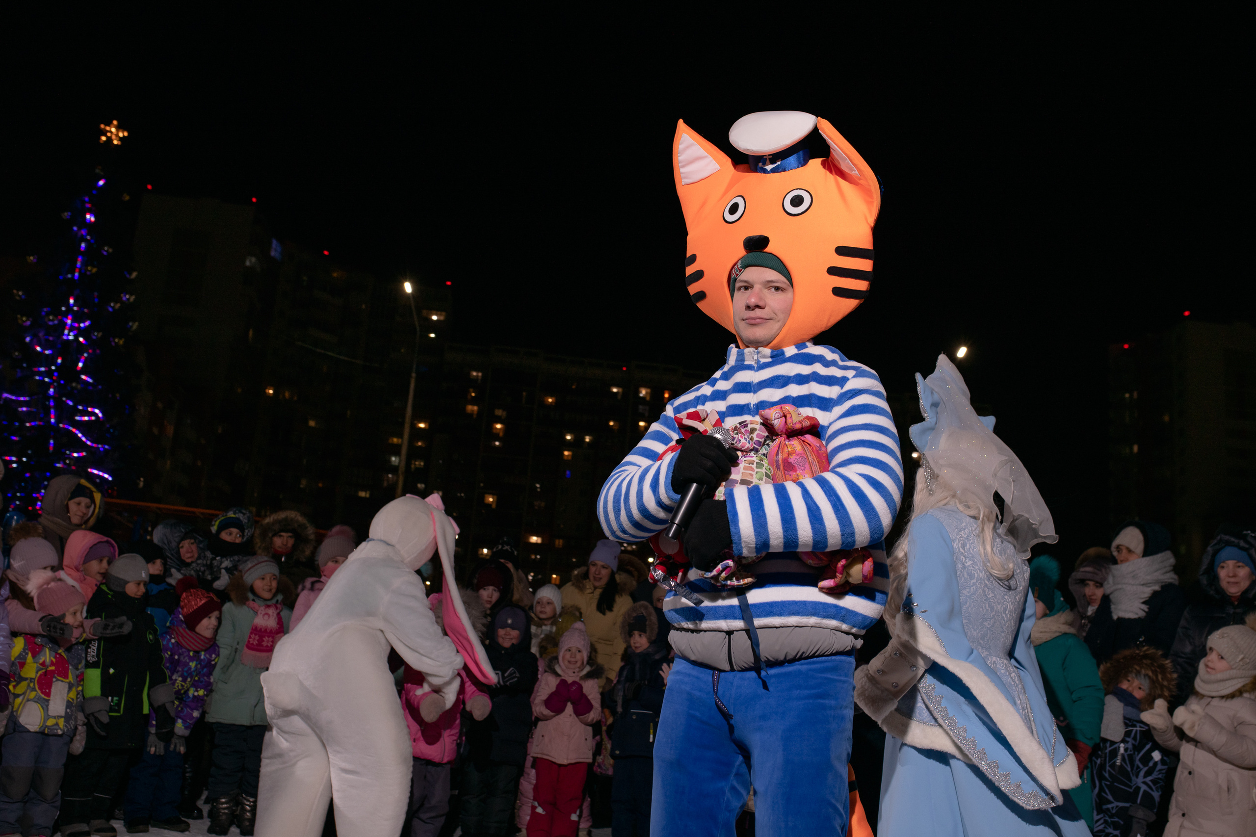 Новогодняя ёлка 2022. Свадебный фотограф Екатеринбург/Челябинск — Любовь Волохова