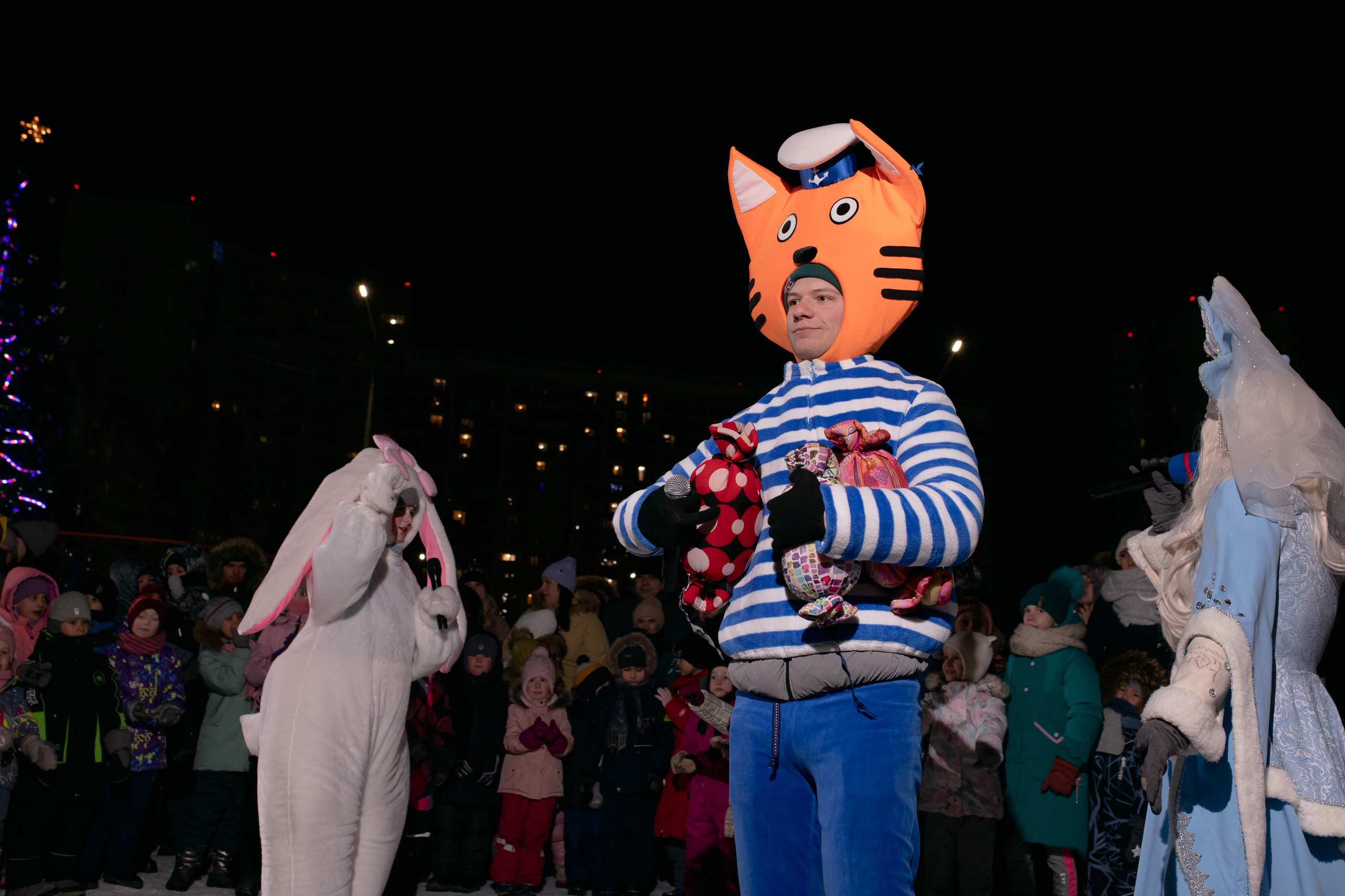 Новогодняя ёлка 2022. Свадебный фотограф Екатеринбург/Челябинск — Любовь Волохова