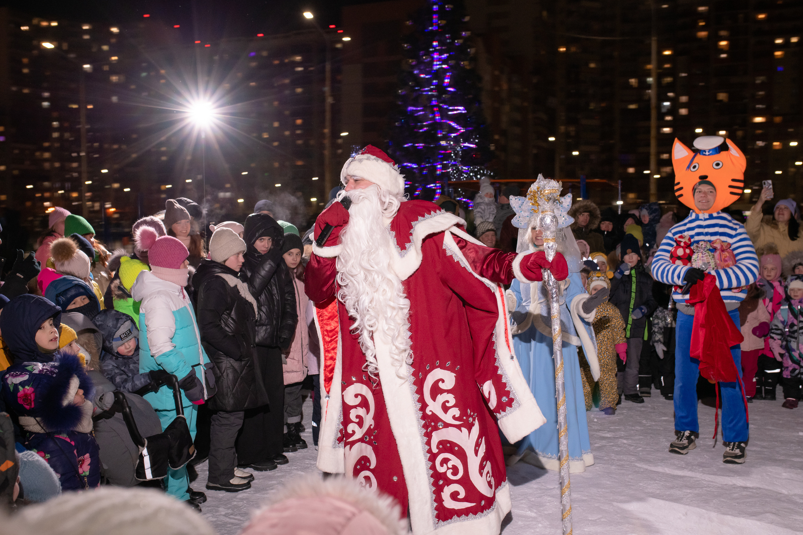 Новогодняя ёлка 2022. Свадебный фотограф Екатеринбург/Челябинск — Любовь Волохова