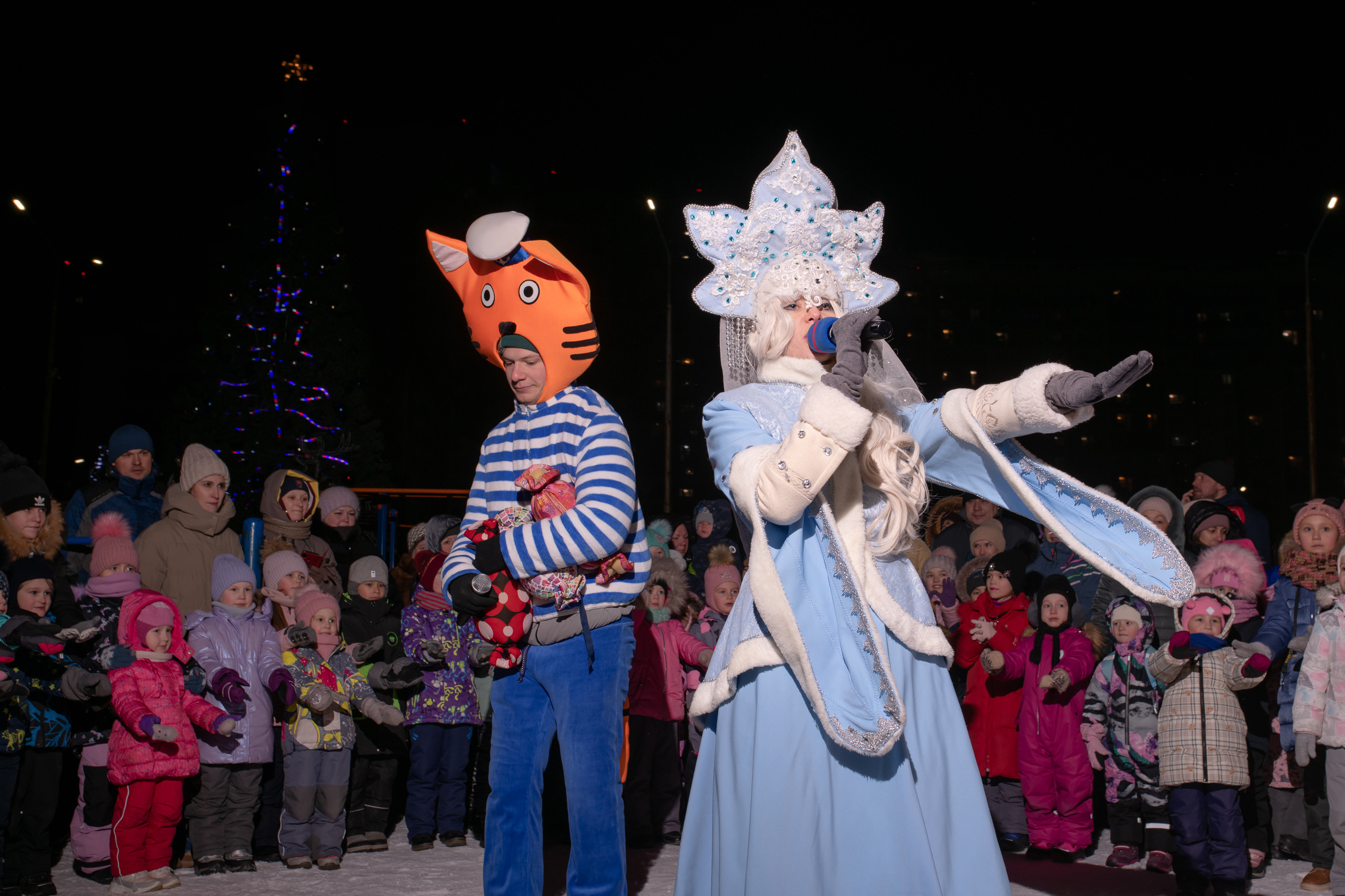 Новогодняя ёлка 2022. Свадебный фотограф Екатеринбург/Челябинск — Любовь Волохова