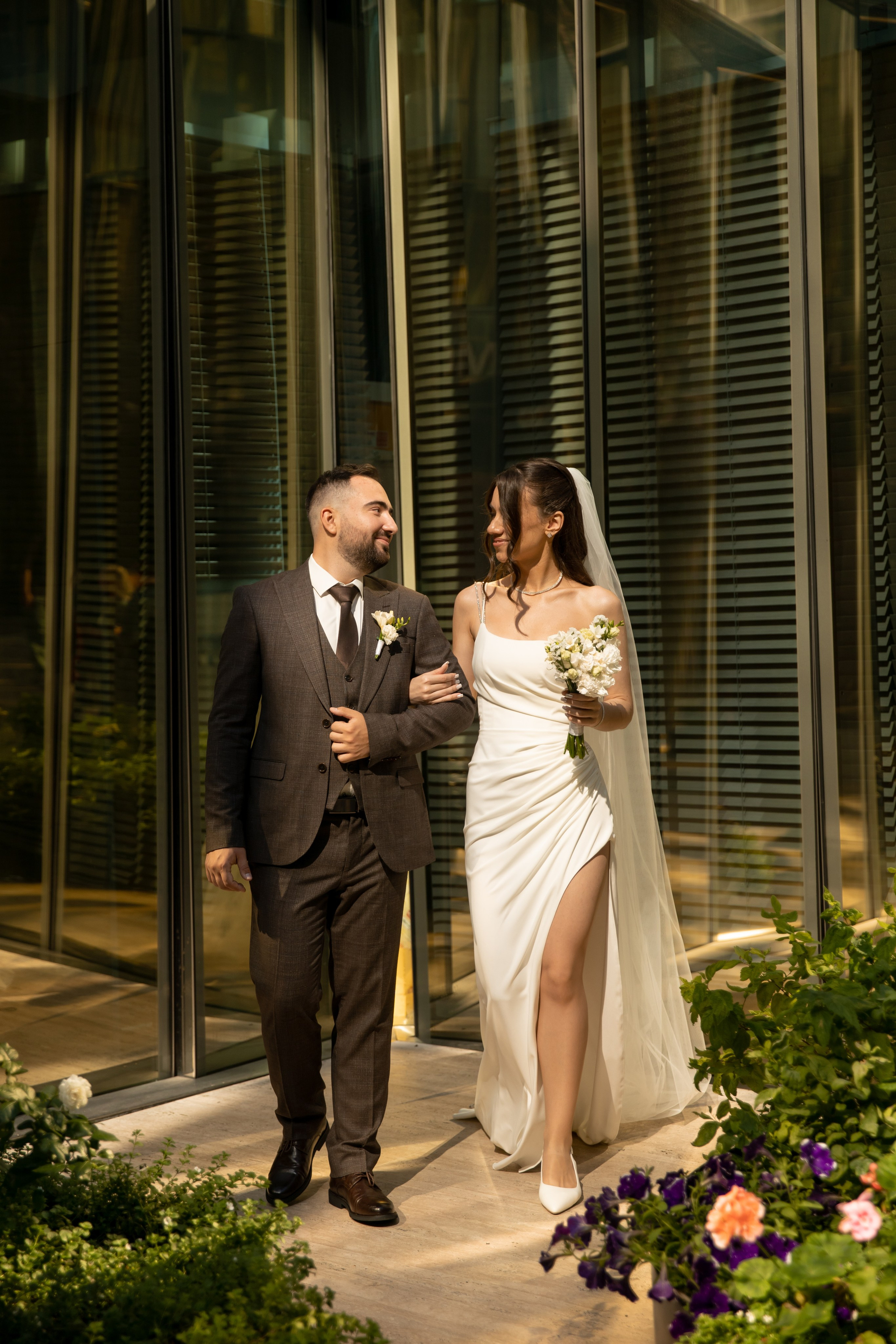 Анна и Александр / Прогулка + ЗАГС. Свадебный и семейный фотограф в Москве Диана Левченко