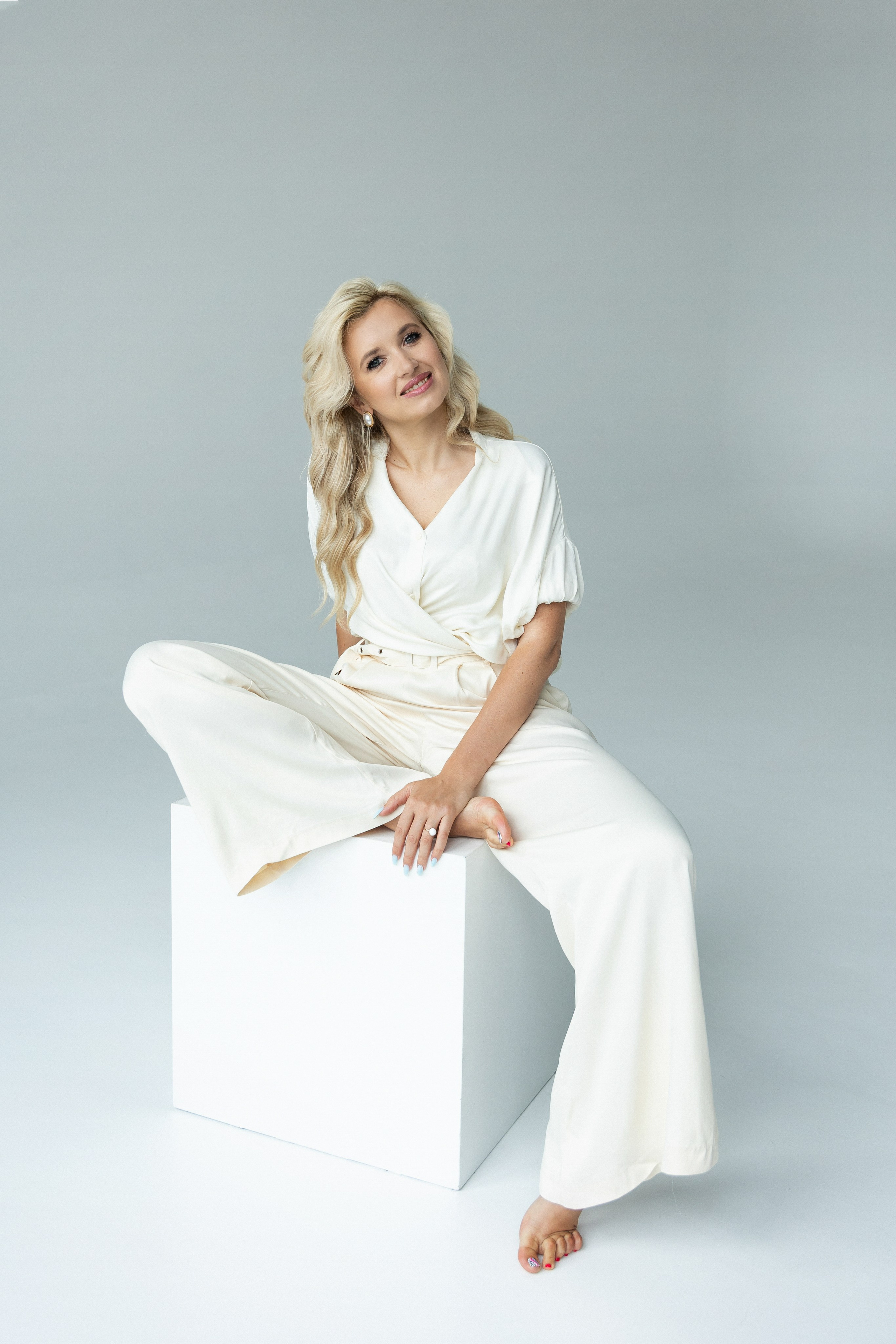 Индивидуальные. Фотография, в которой оживает ваша женственность и глубина. Таисия Чайка город Владивосток