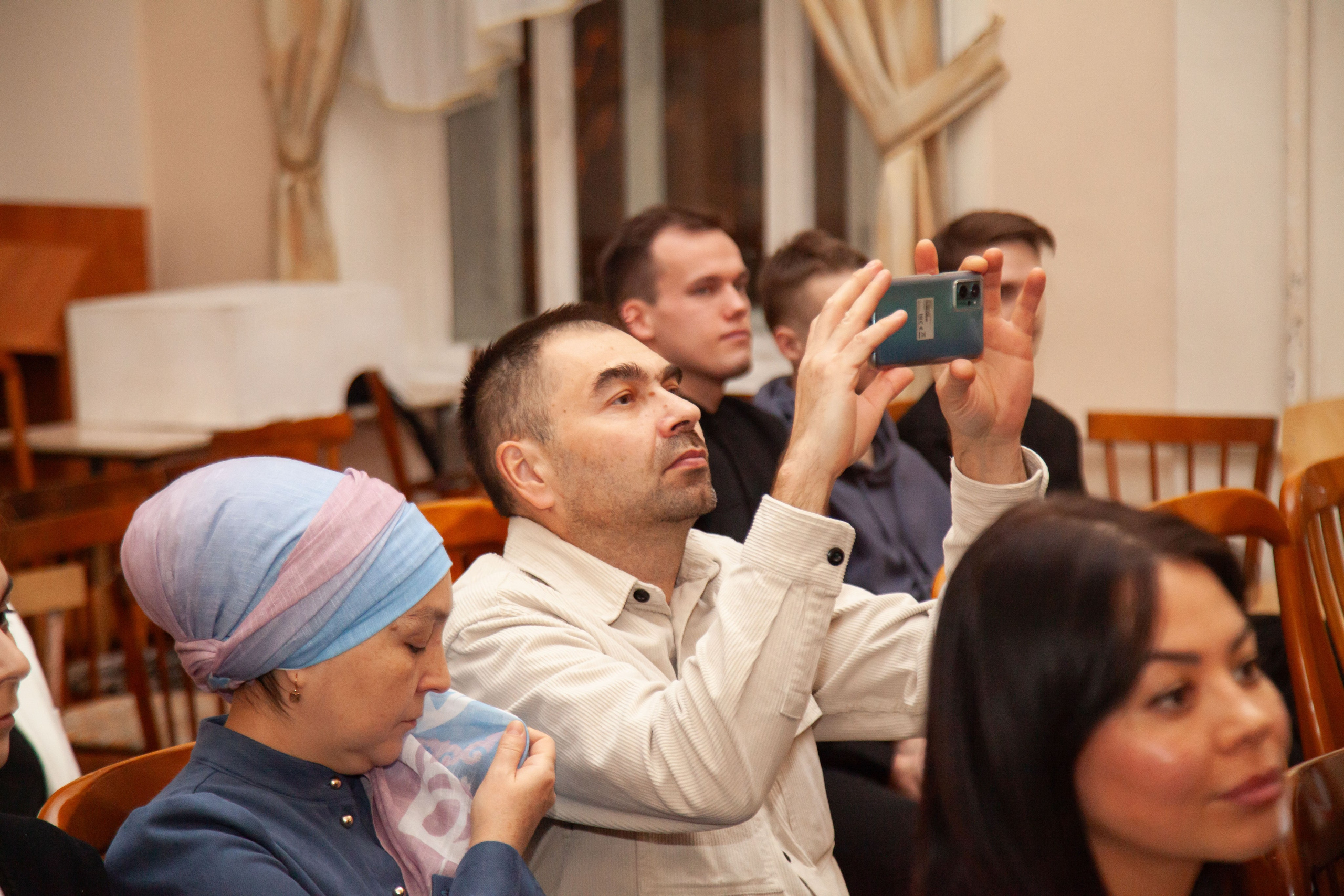 Творческая школа исполнителей на щипковых инструментах. 06.01.24. Профессиональное фото в Казани: от идеи до результата. Фотограф Яна Мур