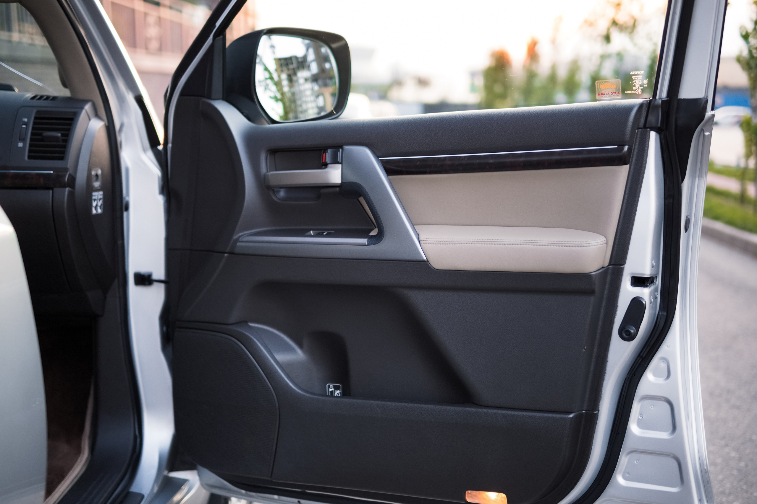 Toyota Land Cruiser 200. AutoAlexArt