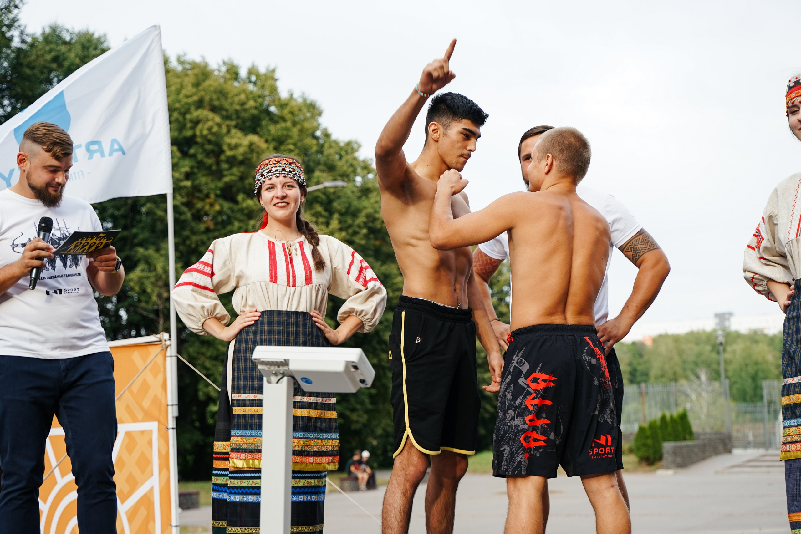 Вечер боев в ЦПКиО. Фотограф Надежда Погребняк | Рязань | Москва