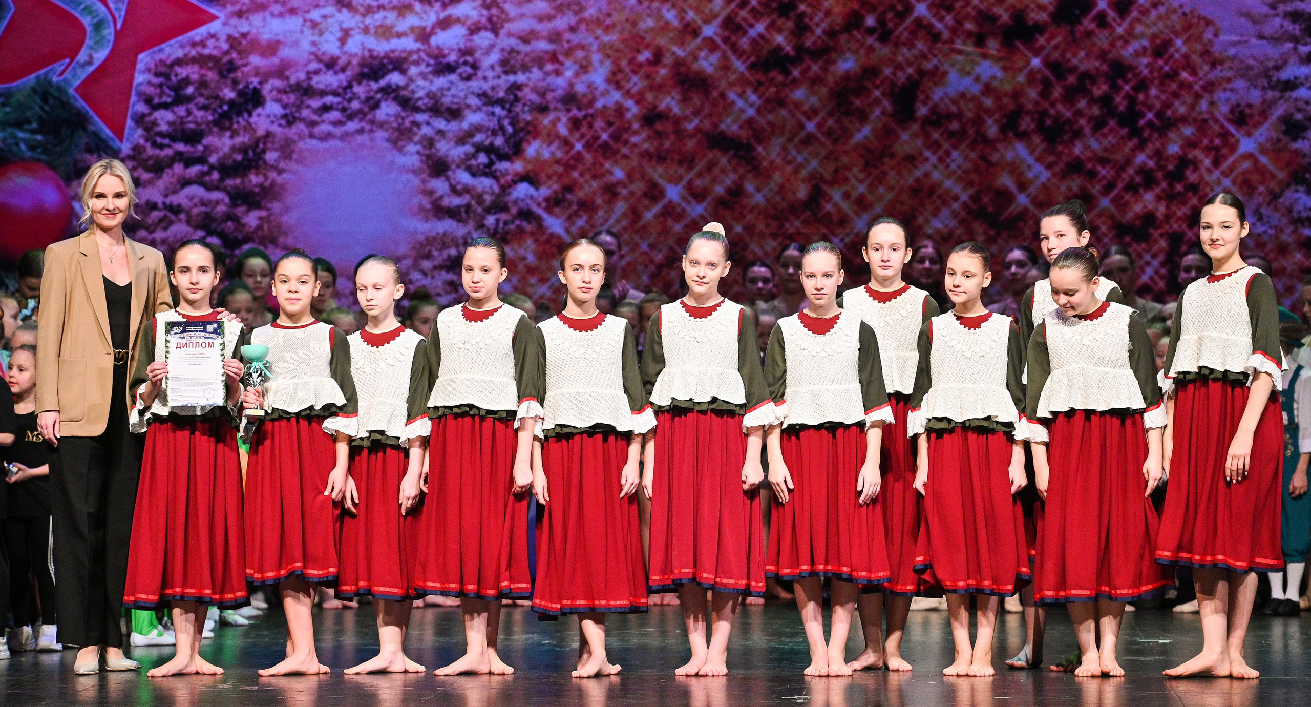 14.11.2024 «Новогодний Звездопад Талантов» Фестивальное движение «Шаг к мечте» г. Москва. Медиастудия Фото Концепт