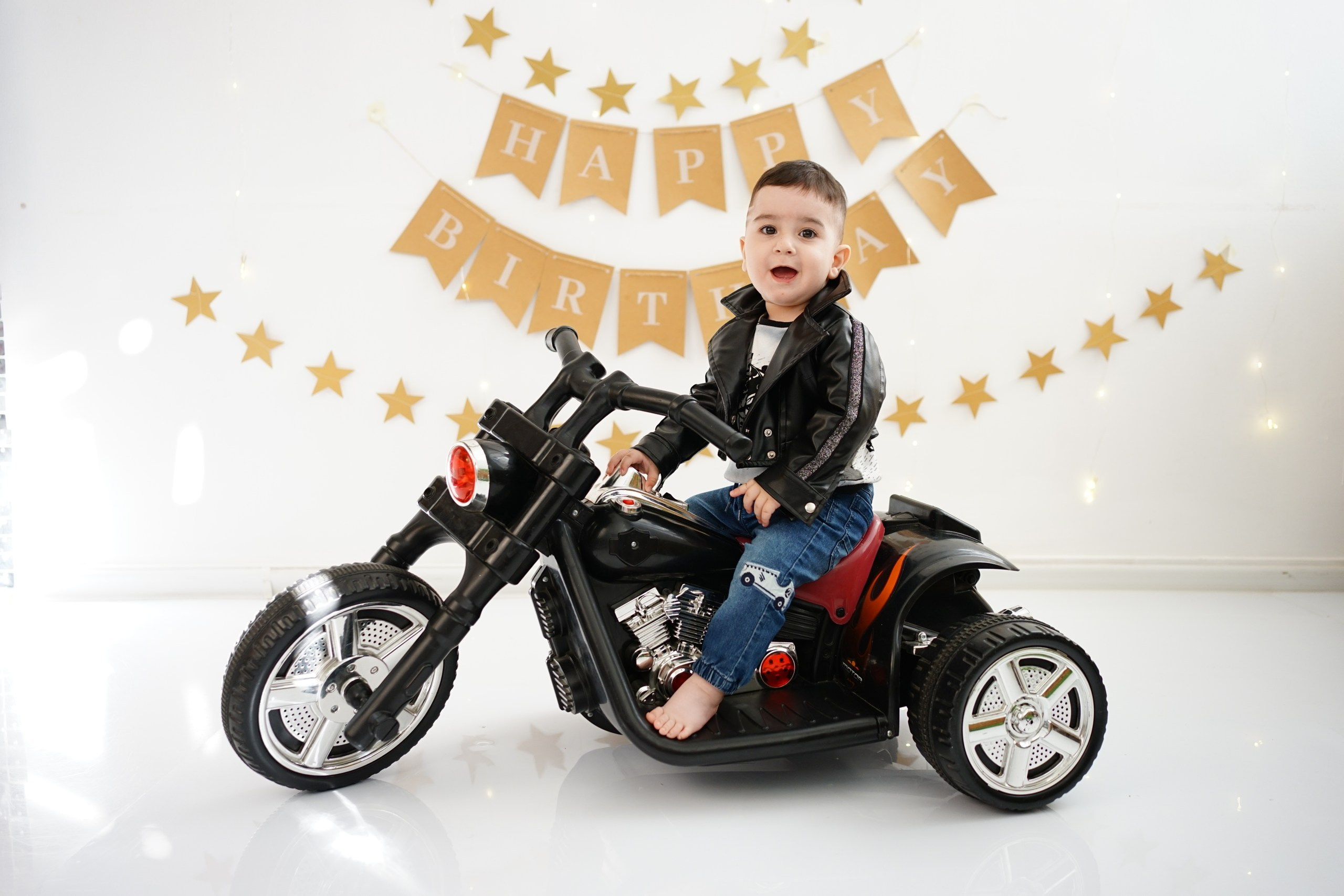 Фотосессия на Годик для Мальчиков. Детская Фотостудия ГОДОВАСИКИ в Санкт-Петербурге фотосесия на годик