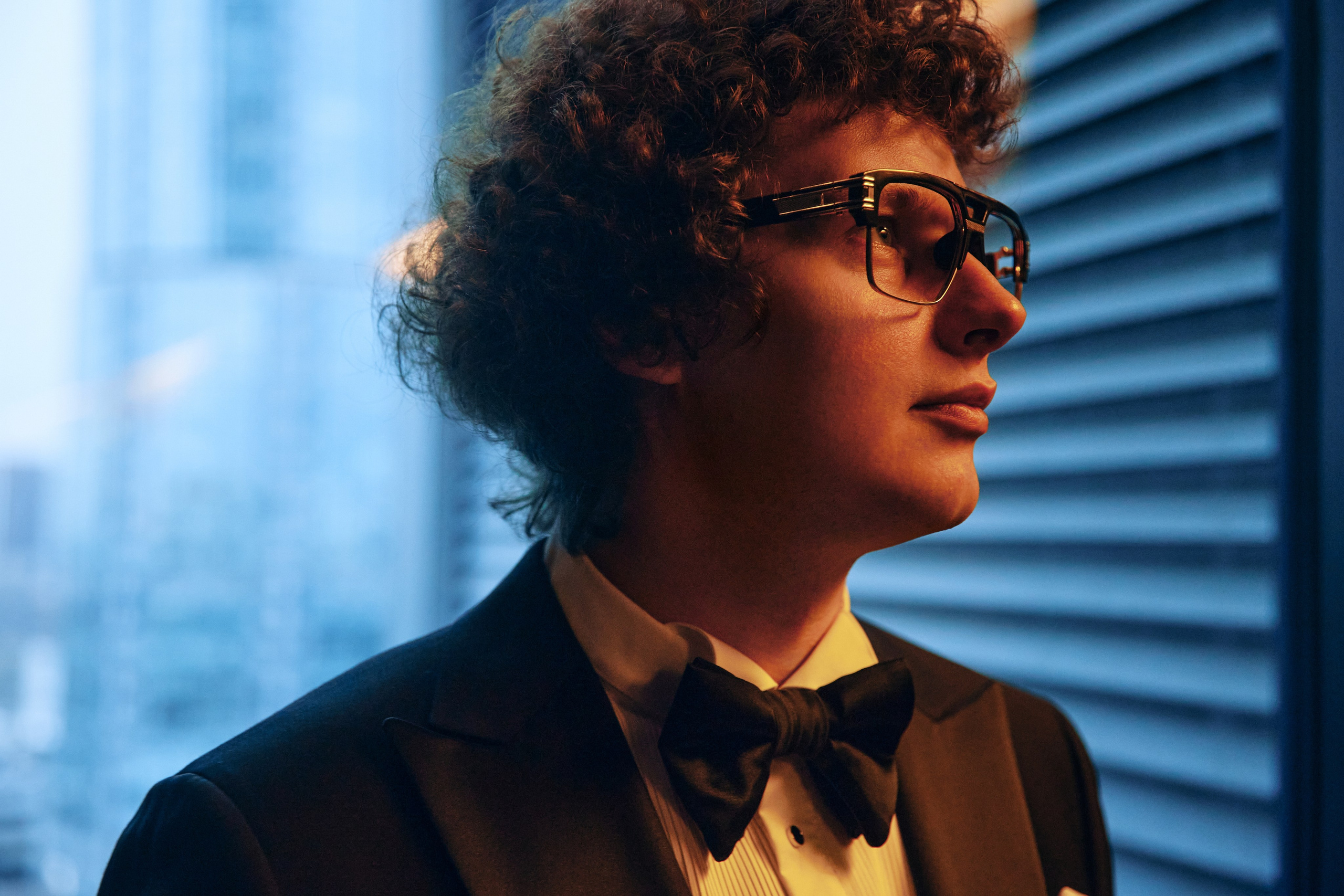 Фотосессия для ведущего Евгения Калашникова: создание стильного визуального контента для личного бренда. Дмитрий Мазуркевич: Профессиональный Репортажный Фотограф