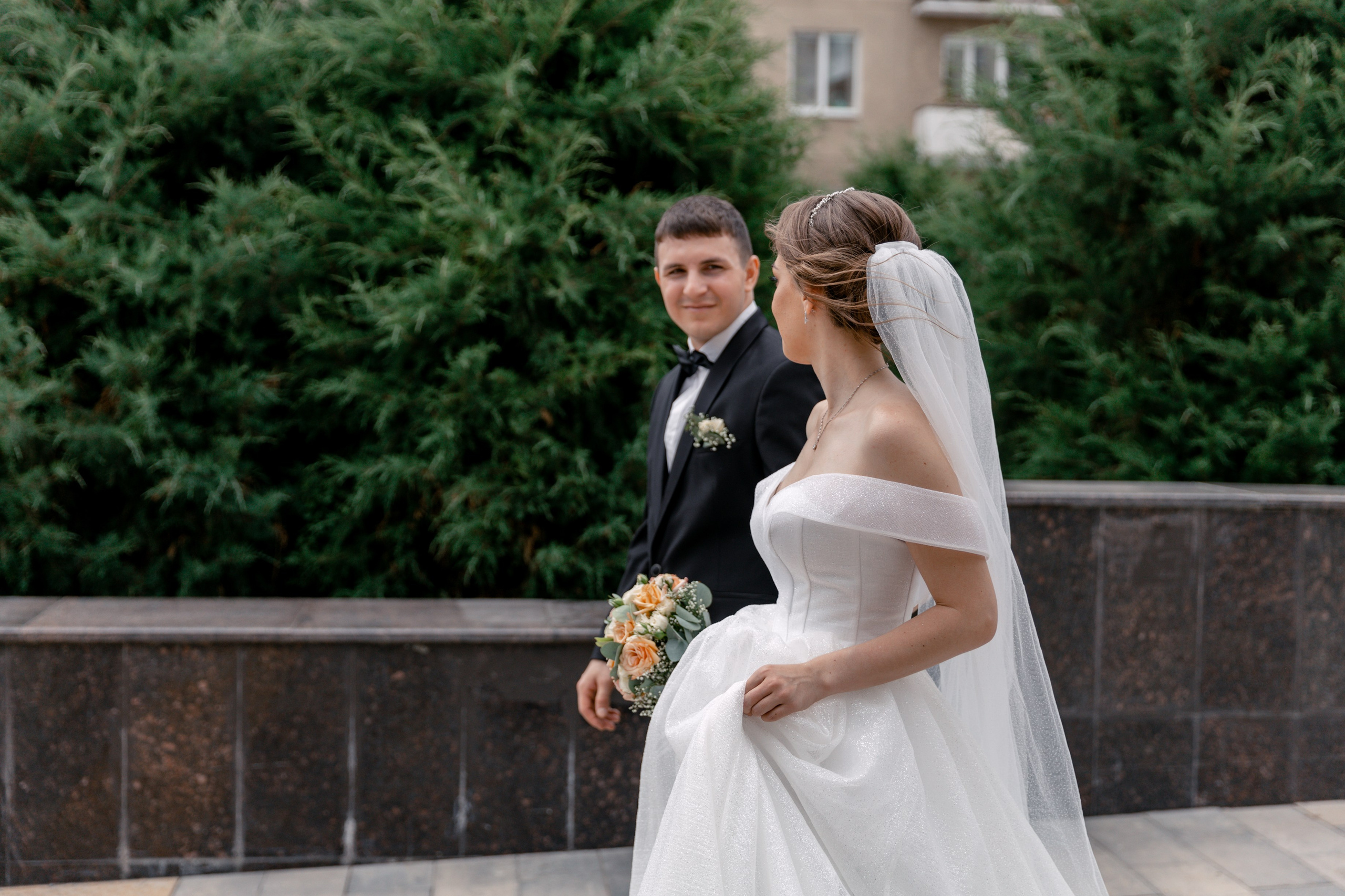 Свадебная прогулка. Камилла — свадебный и женский фотограф в Саратове