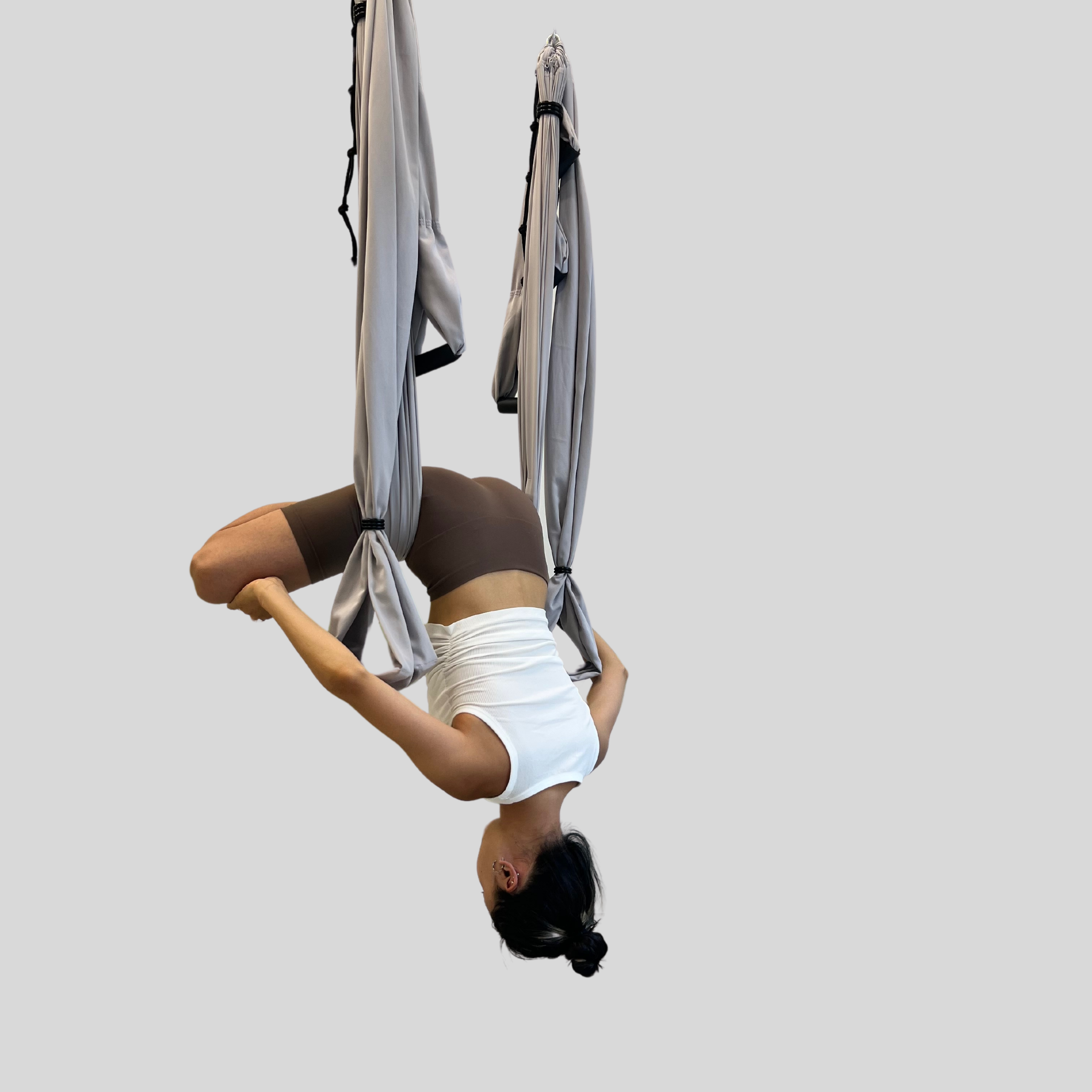 Флай йога, aerial yoga, аэро йога, связка в гамаке, позы в гамаке, aerial yoga exercise, fly yoga practice, fly yoga low, низкий гамак