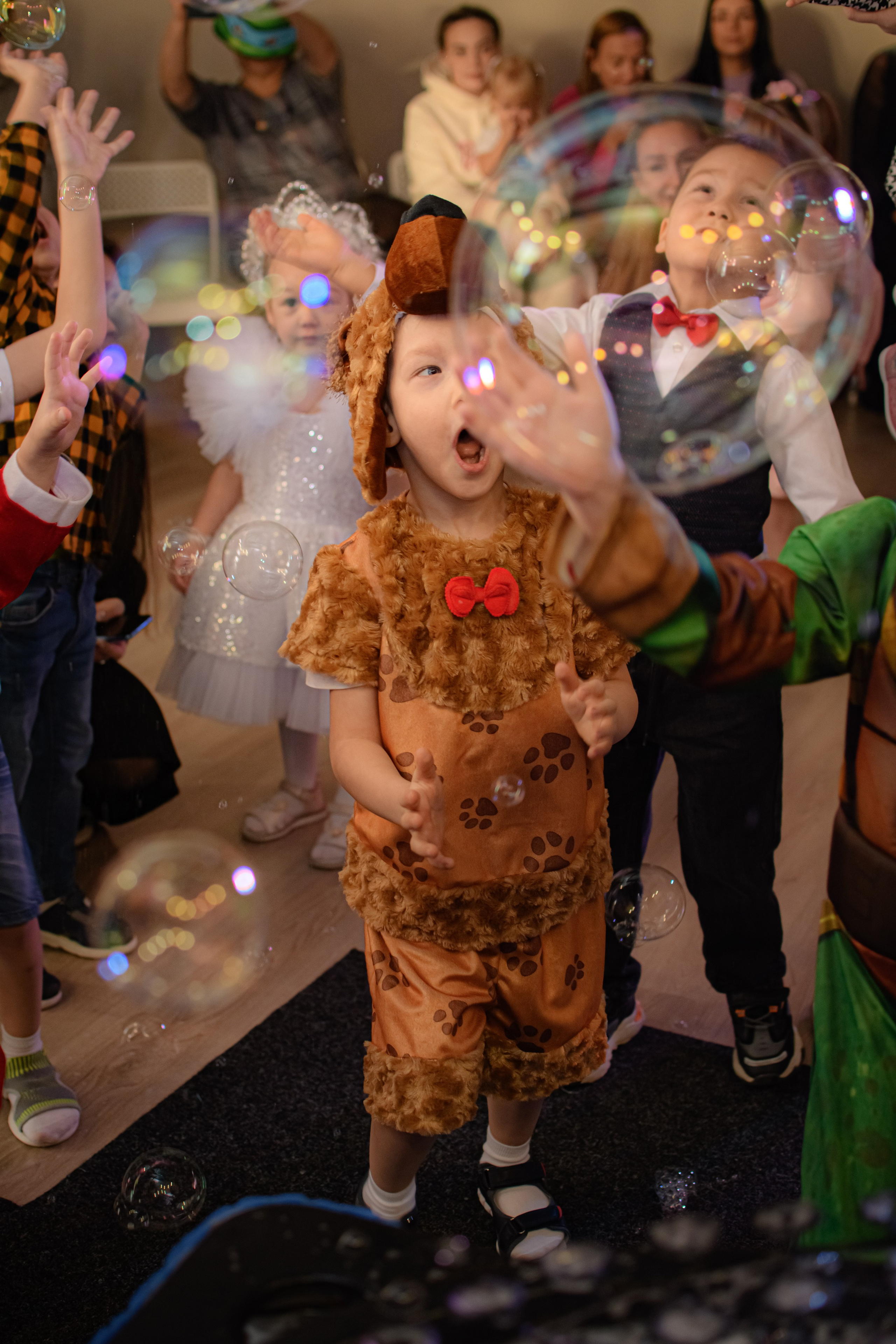 HAPPY NEW YEAR. Photokarish