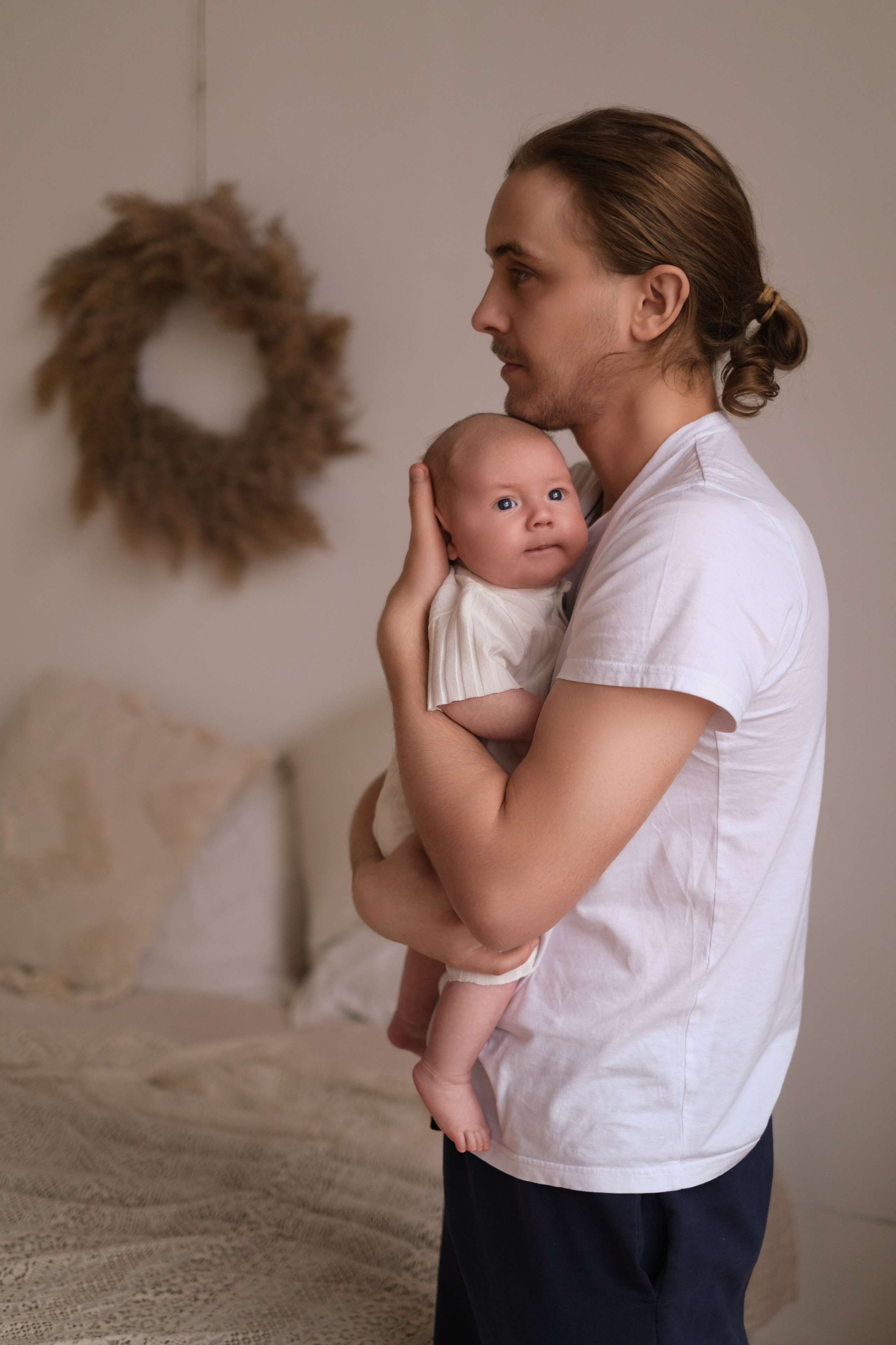 Мирослав в Матрёшке. Семейный детский ньюборн фотограф в Москве Марта Петрова