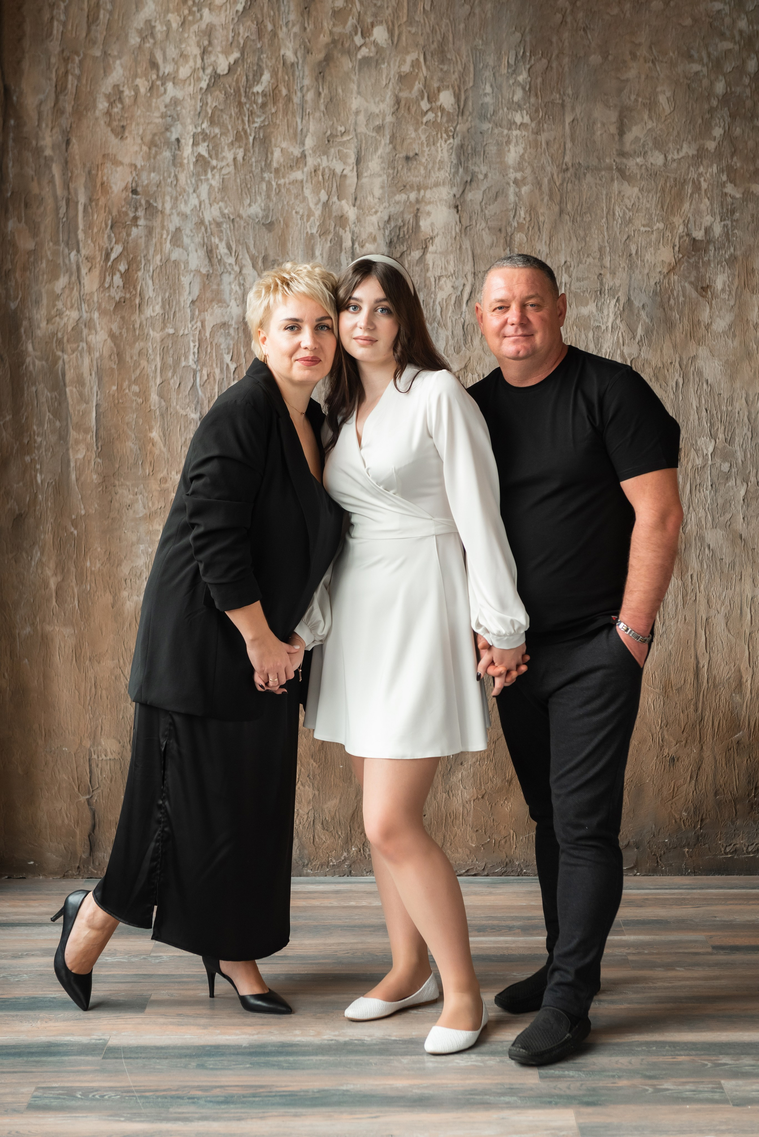 Евгений Катя и Виолетта. Семейный фотограф Ирина Сгибнева