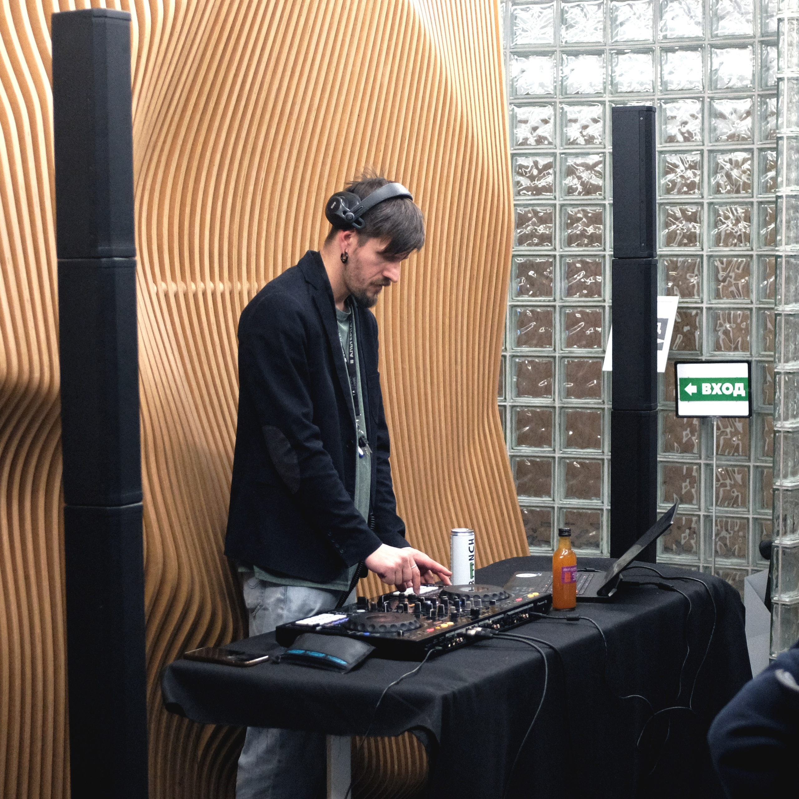 Открытие выставки «человек космический». Репортажный фотограф в Санкт-Петербурге Даниил Могута