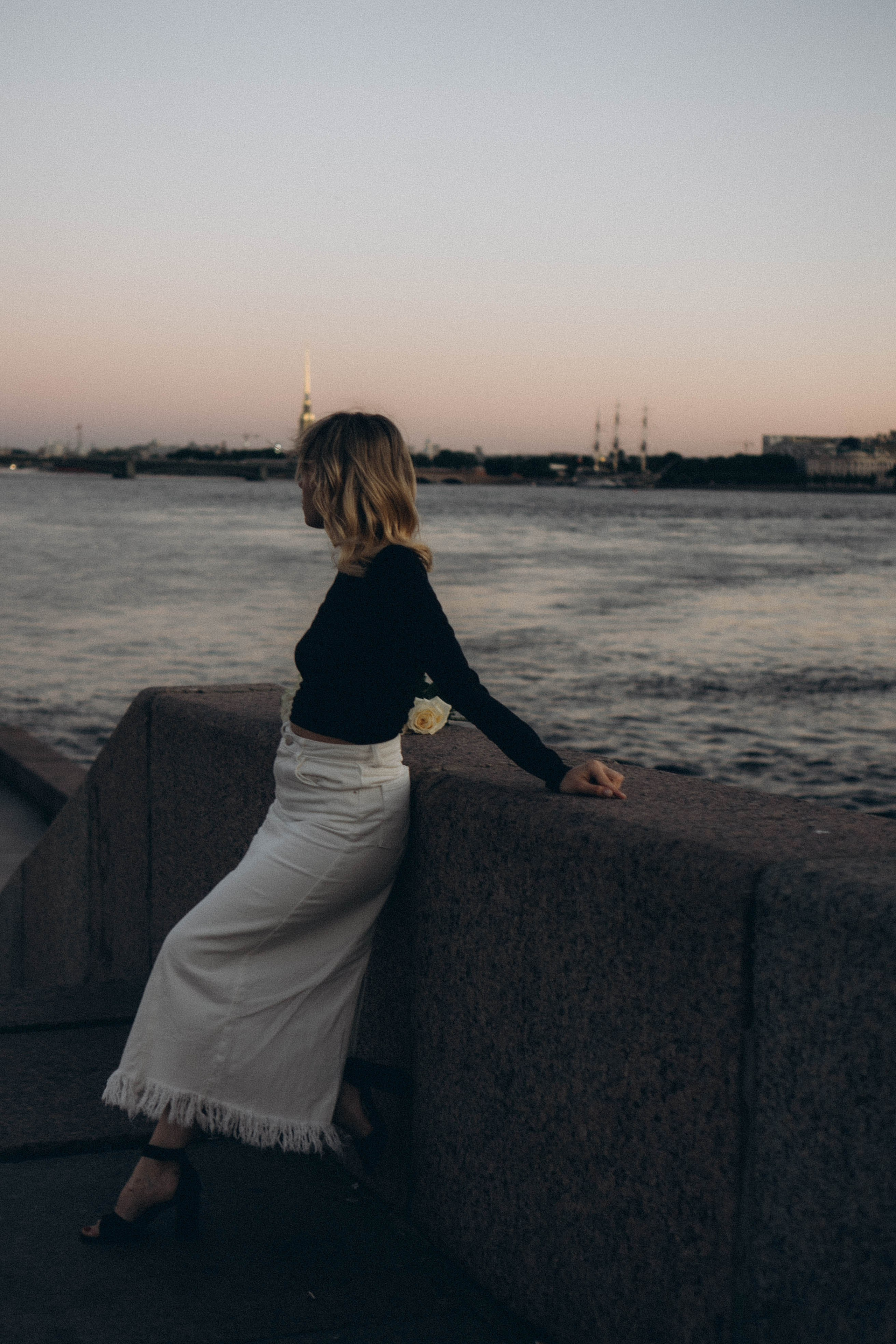 ПРОГУЛКА ПО ГОРОДУ В БЕЛЫЕ НОЧИ (другой вариант). Профессиональный фотограф, Санкт-Петербург — Виктория Богомолова