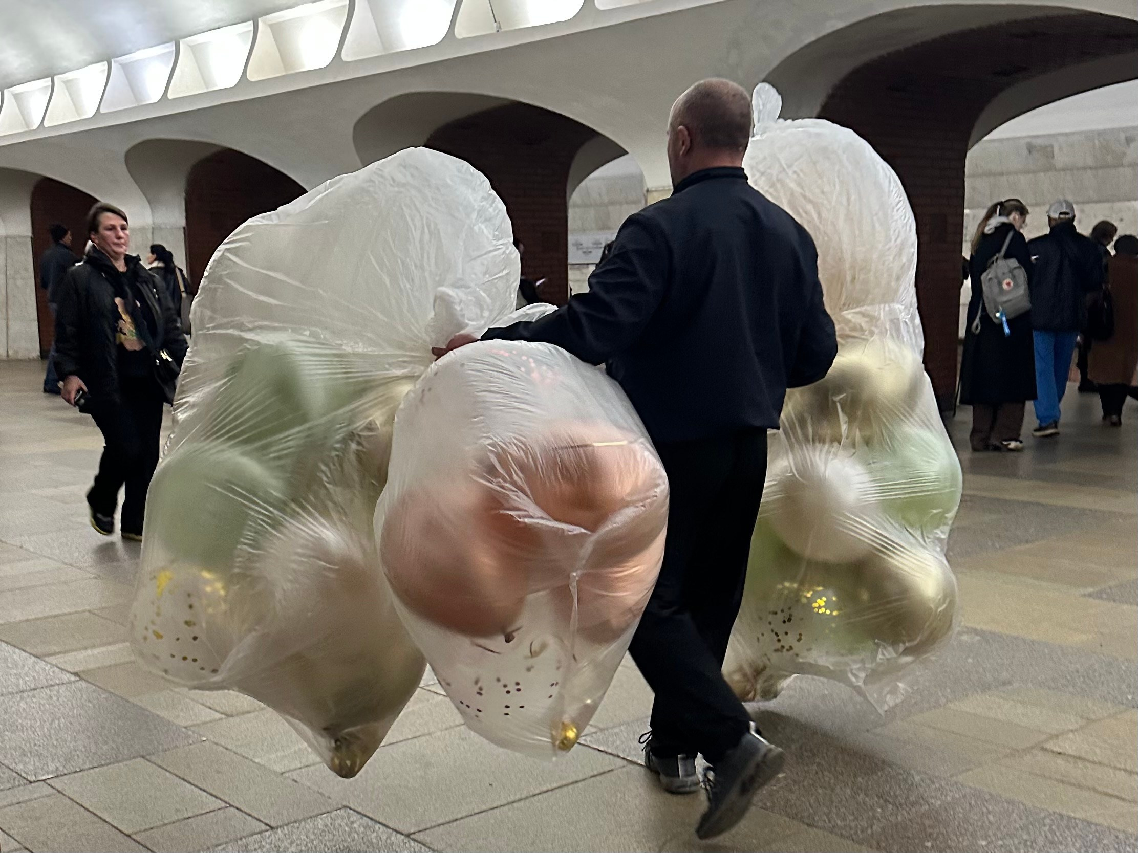 Стрит. Фотограф в Москве — Рина Серёгина — съёмка в студии и репортаж