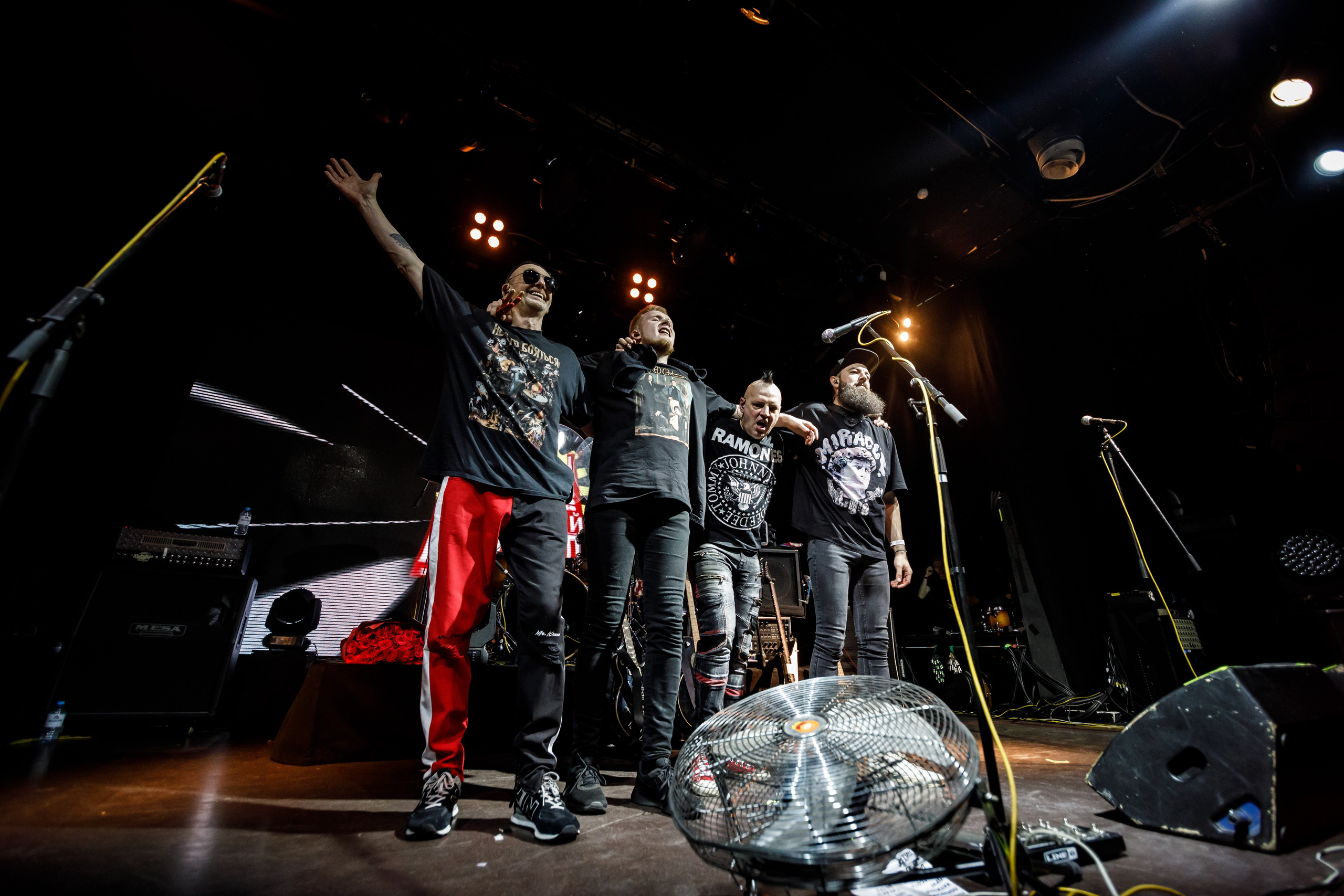 БРИГАДНЫЙ ПОДРЯД. Фотограф Елена Богачева (lenalena_na_na_na)