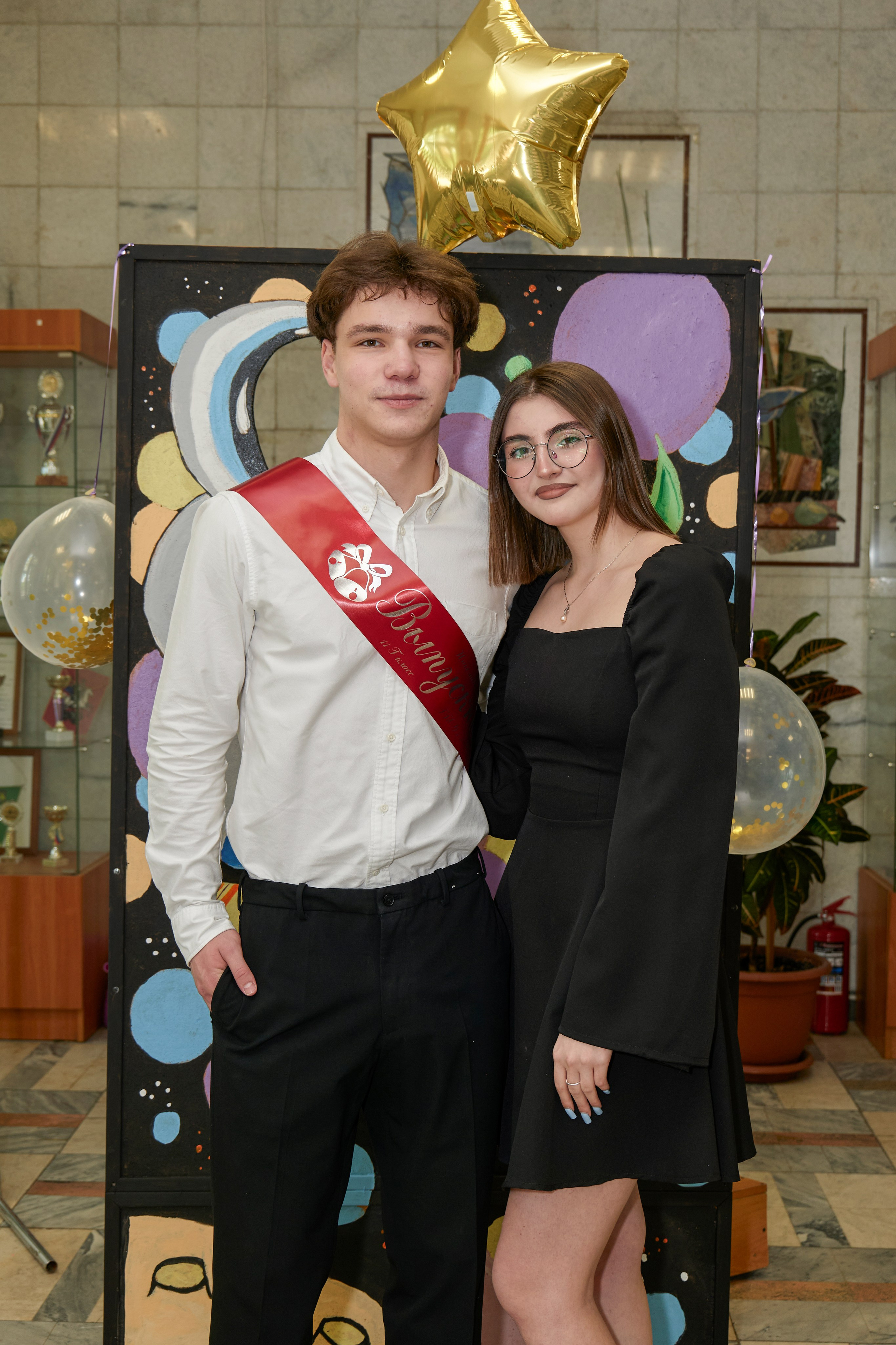 Последний звонок школа 1413. Детский и семейный фотограф г. Москва Оксана Катаджи