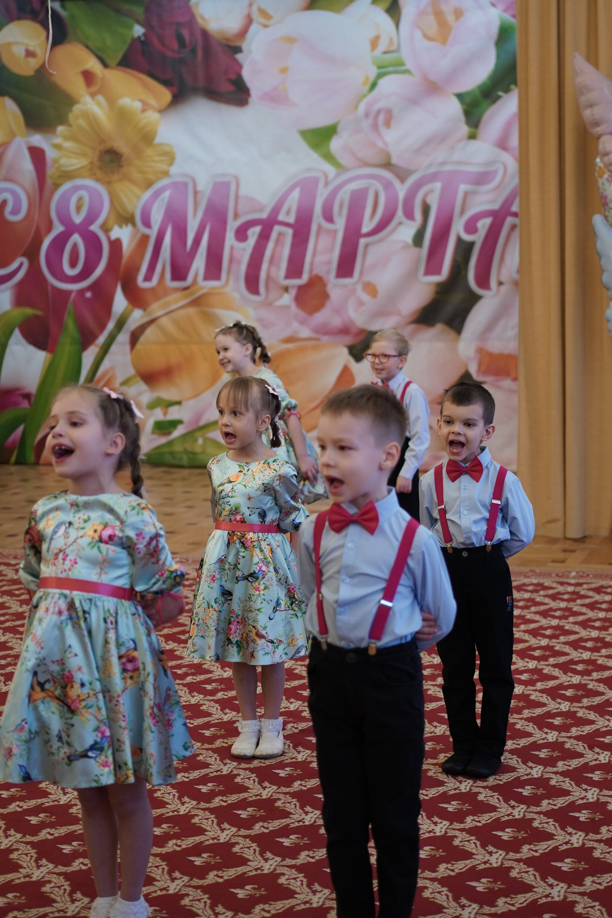Детский утренник. Семейный и детский фотограф в Зеленограде Коваленко Дарья. Съемка праздников и выпускных, дней рождений