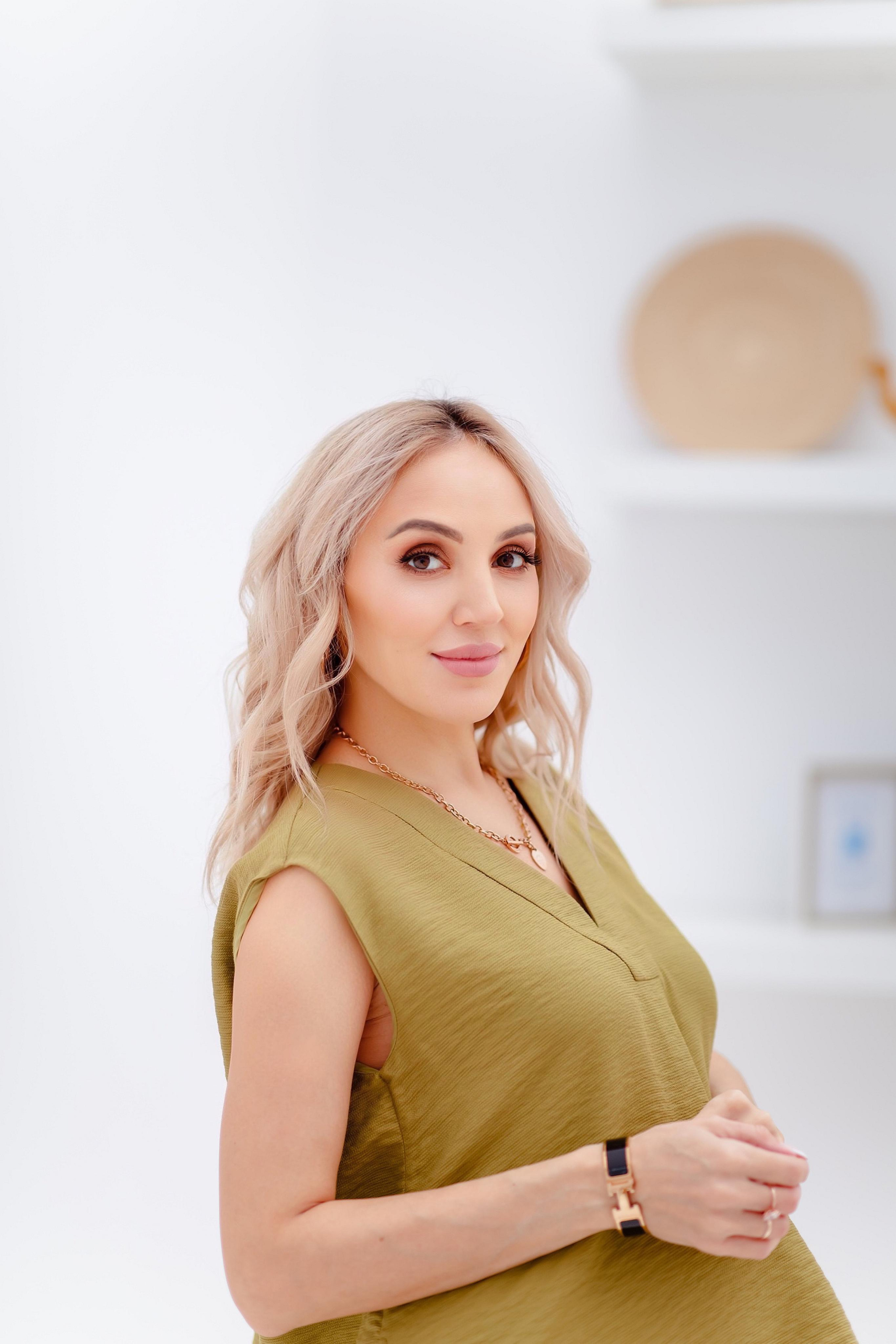 Айгуль. Аниса Кадырова, эксперт в области визуала, фотограф, brand-фотограф