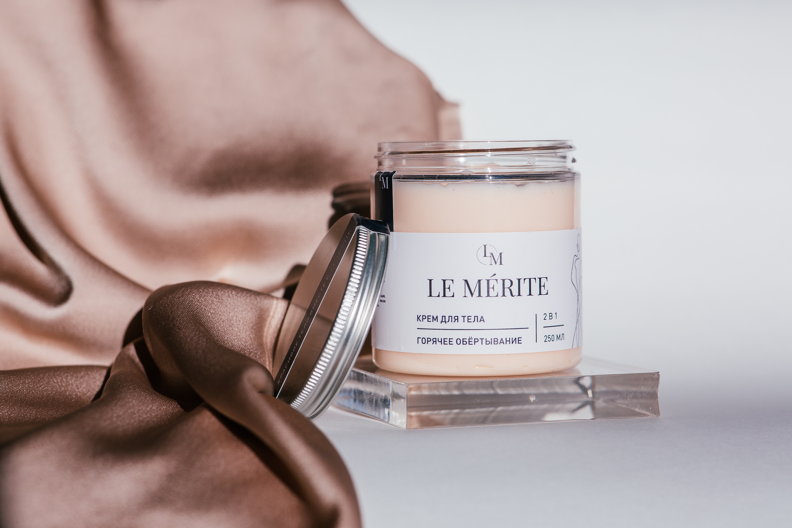 Визуал и предметная съемка обертывание. Аниса Кадырова, эксперт в области визуала, фотограф, brand-фотограф