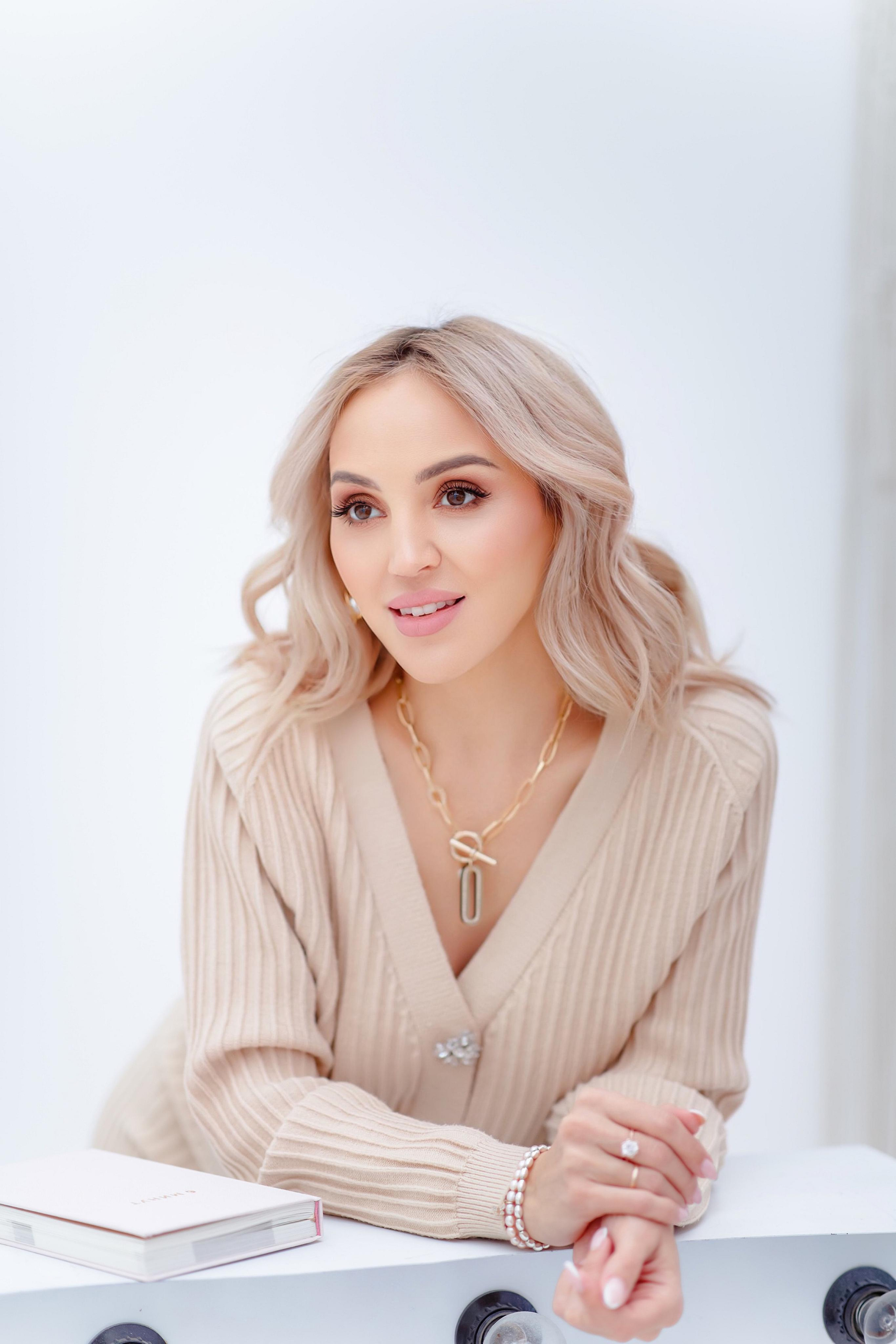 Айгуль. Аниса Кадырова, эксперт в области визуала, фотограф, brand-фотограф