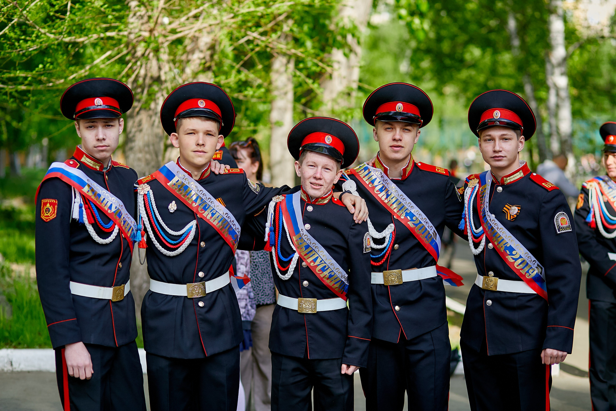 Кадеты последний звонок. Фотограф Вячеслав Фарунин
