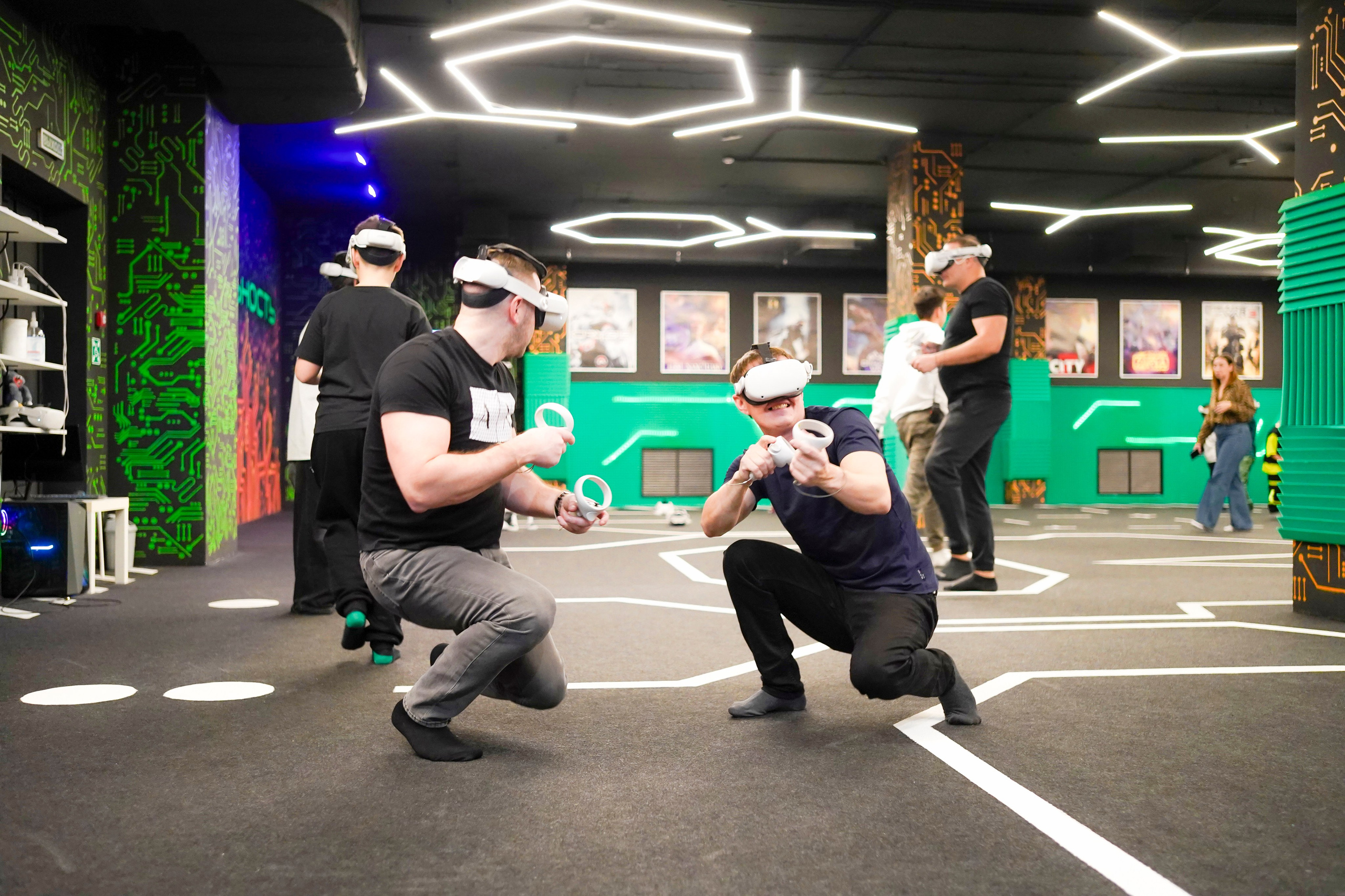 VR (November-December 2024). Felixtones