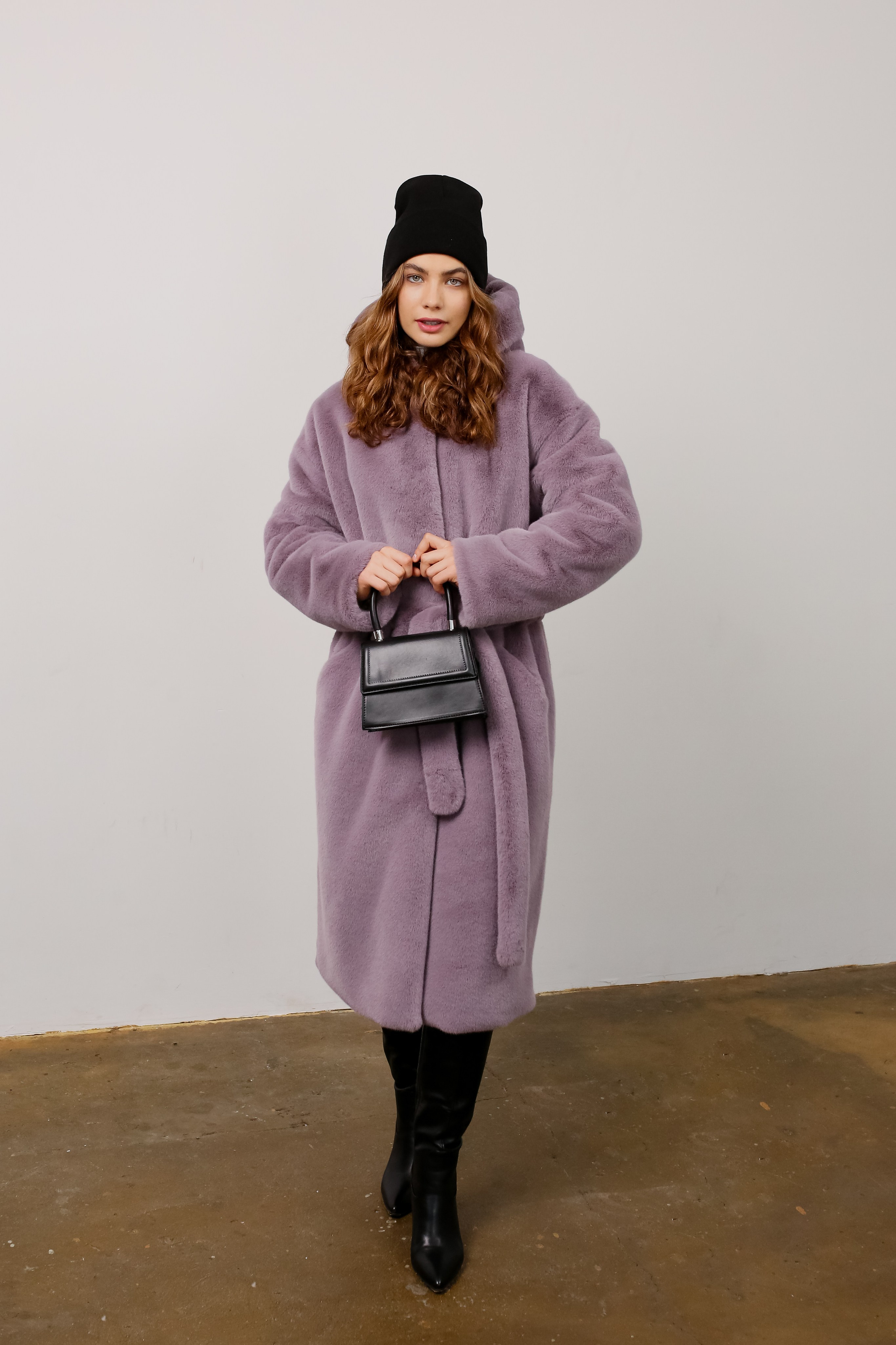 КАТАЛОГ ДЛЯ БРЕНДА ВЕРХНЕЙ ОДЕЖДЫ MISHKA. Бренд, контент фотограф в Волгограде Елена Даньшина